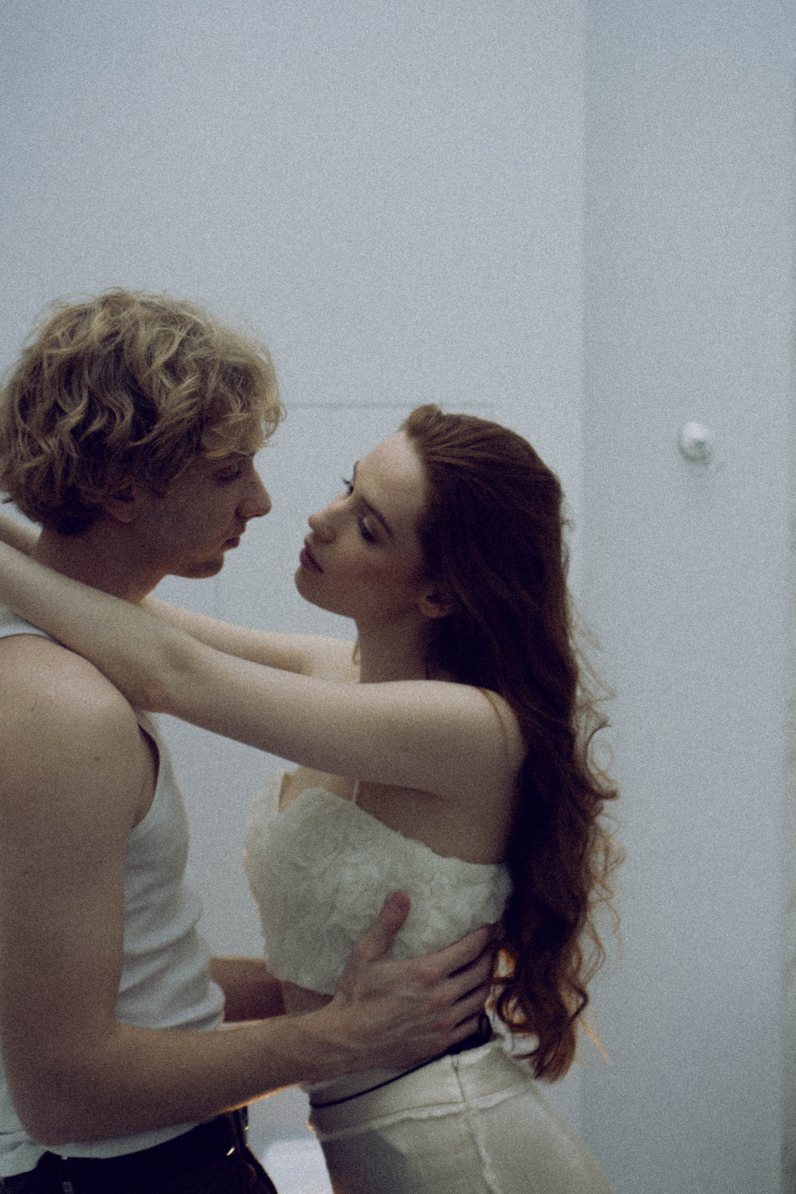 СВАДЕБНАЯ СЬЕМКА В ОТЕЛЕ. СБОРЫ ЖЕНИХА И НЕВЕСТЫ И ТАКЖЕ ТОР И ПОДГОТОВКА К ПРОГУЛКЕ. Профессиональный фотограф, Санкт-Петербург — Виктория Богомолова