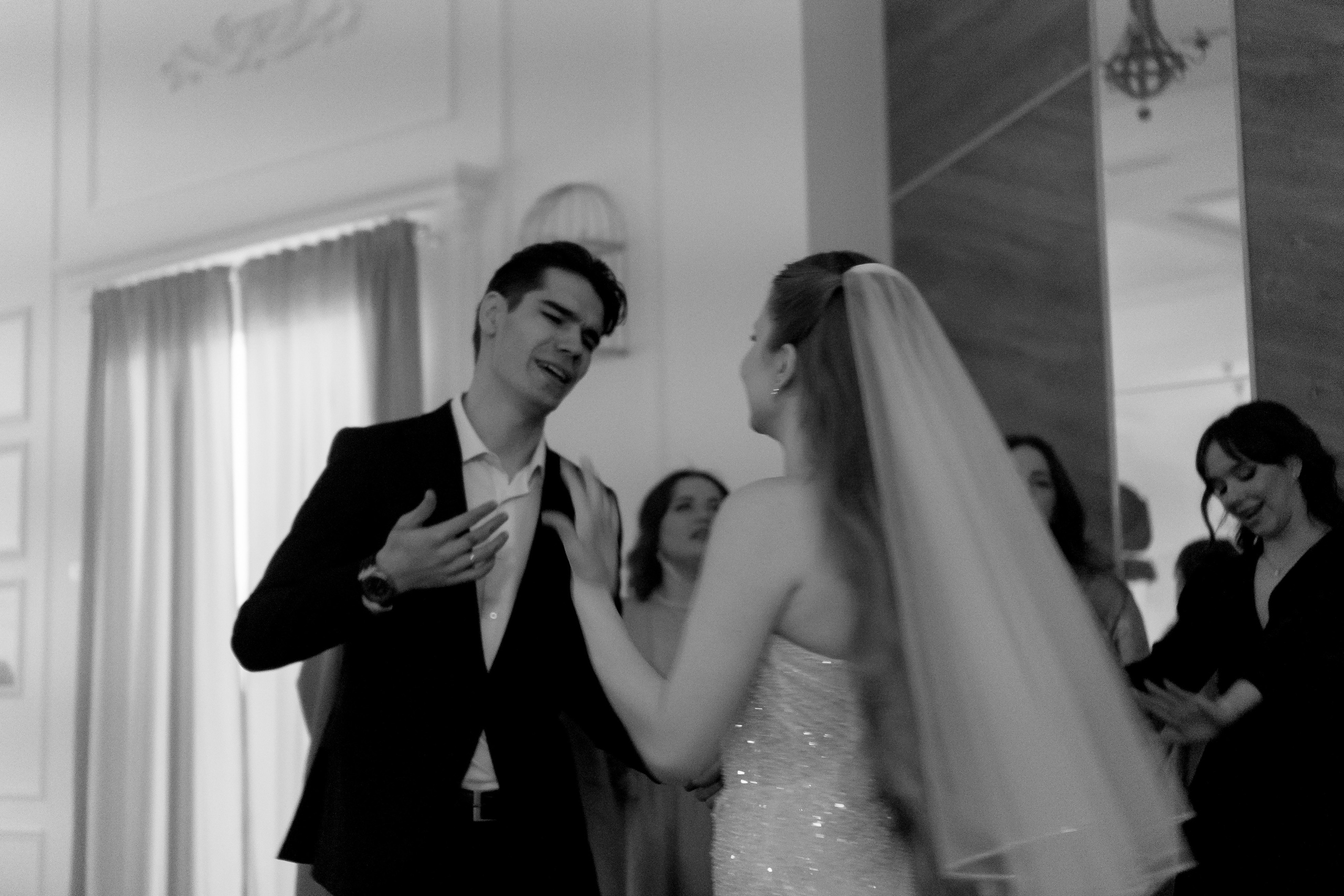 СВАДЕБНАЯ СЬЕМКА СБОРОВ В ОТЕЛЕ И ВЫЕЗД НА ЦЕРЕМОНИЮ (СНЯТО В СИБИРЕ В НИЖНЕВАРТОВСКЕ). Профессиональный фотограф, Санкт-Петербург — Виктория Богомолова