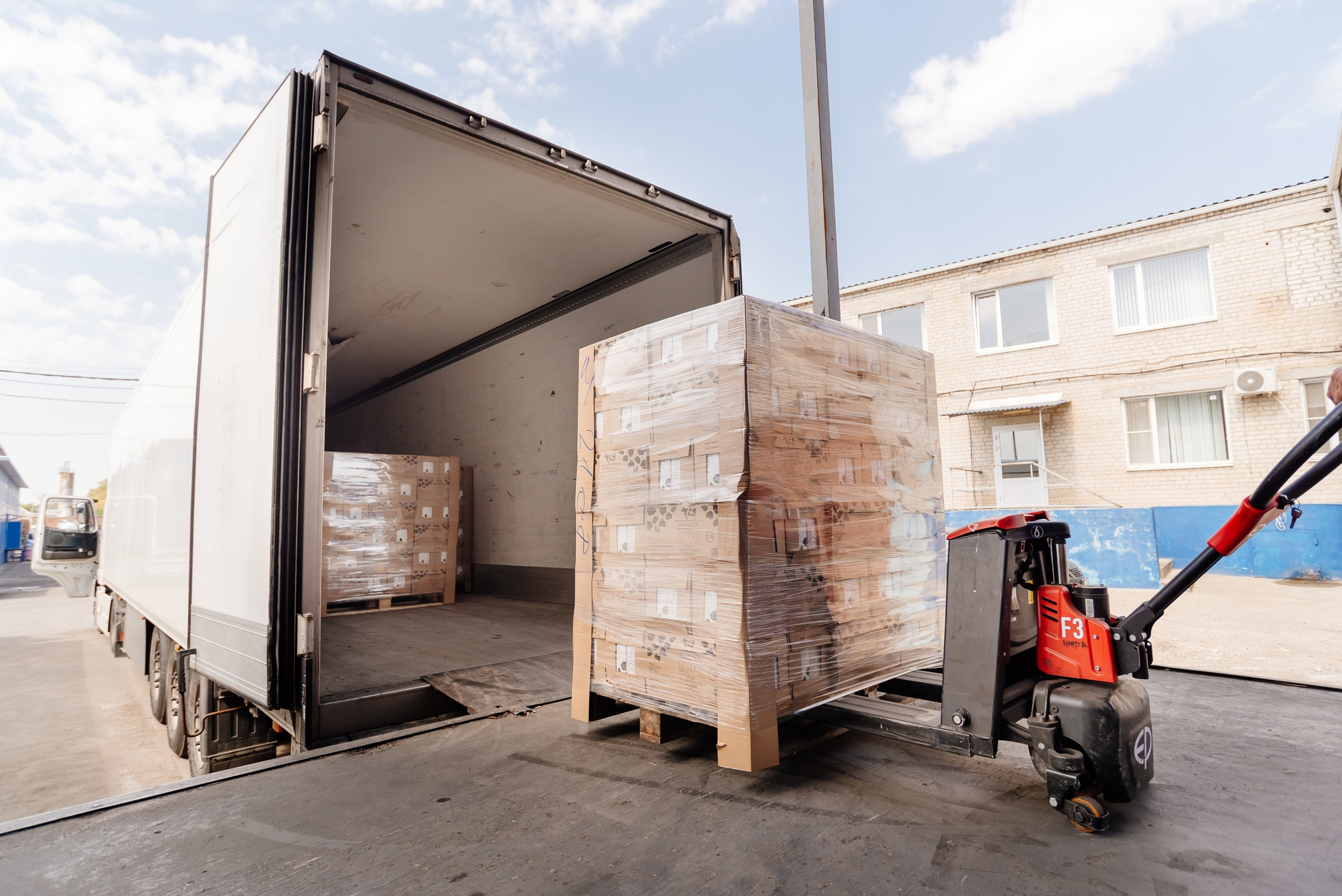 Молокозавод. Город Кропоткин, Краснодарский край. Промышленный фотограф в Ростовской области Владимир Яковенко