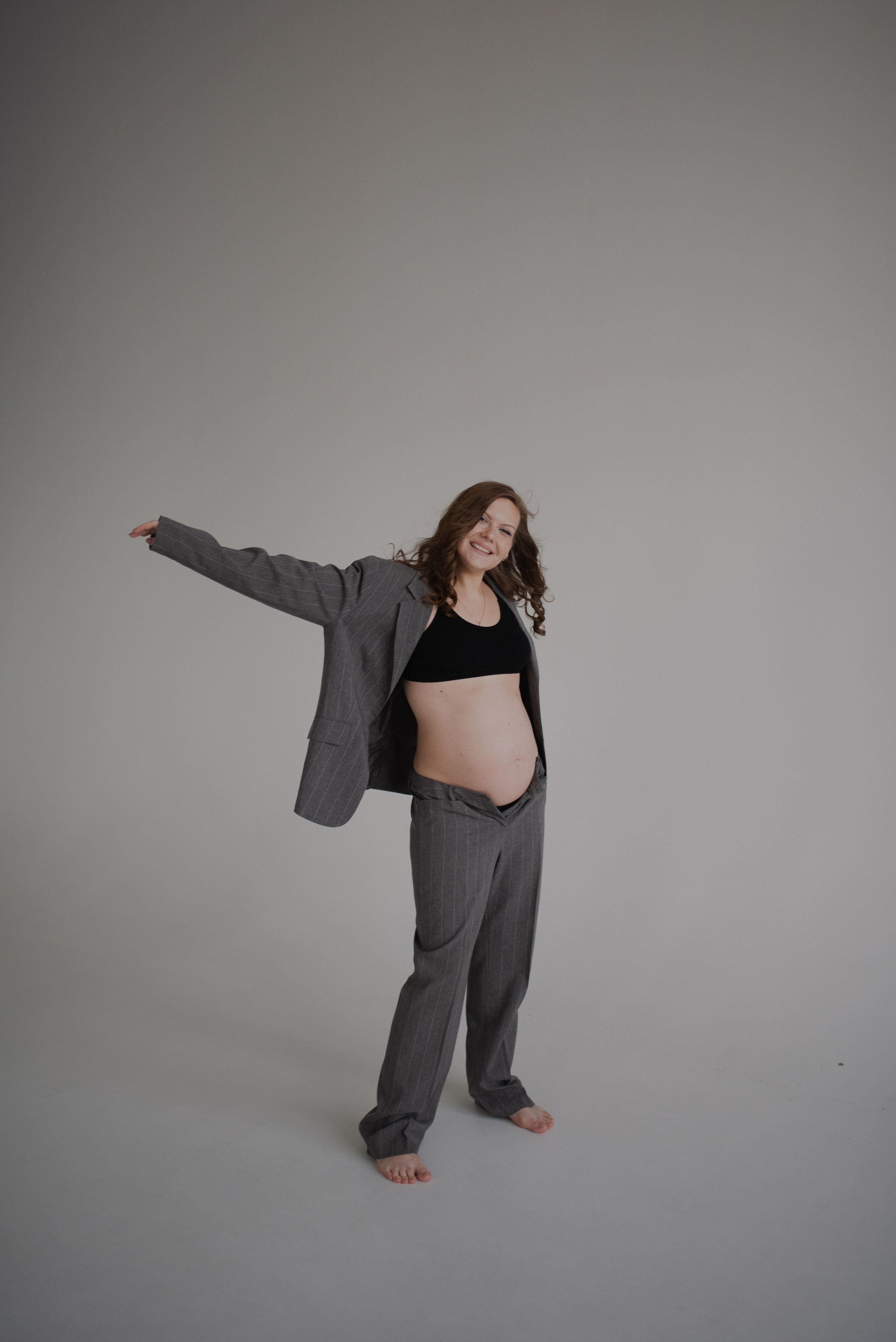 Фотосессия беременности в студии Бутово. Семейная фотосессия Бутово Москва фотограф Алина Морщагина
