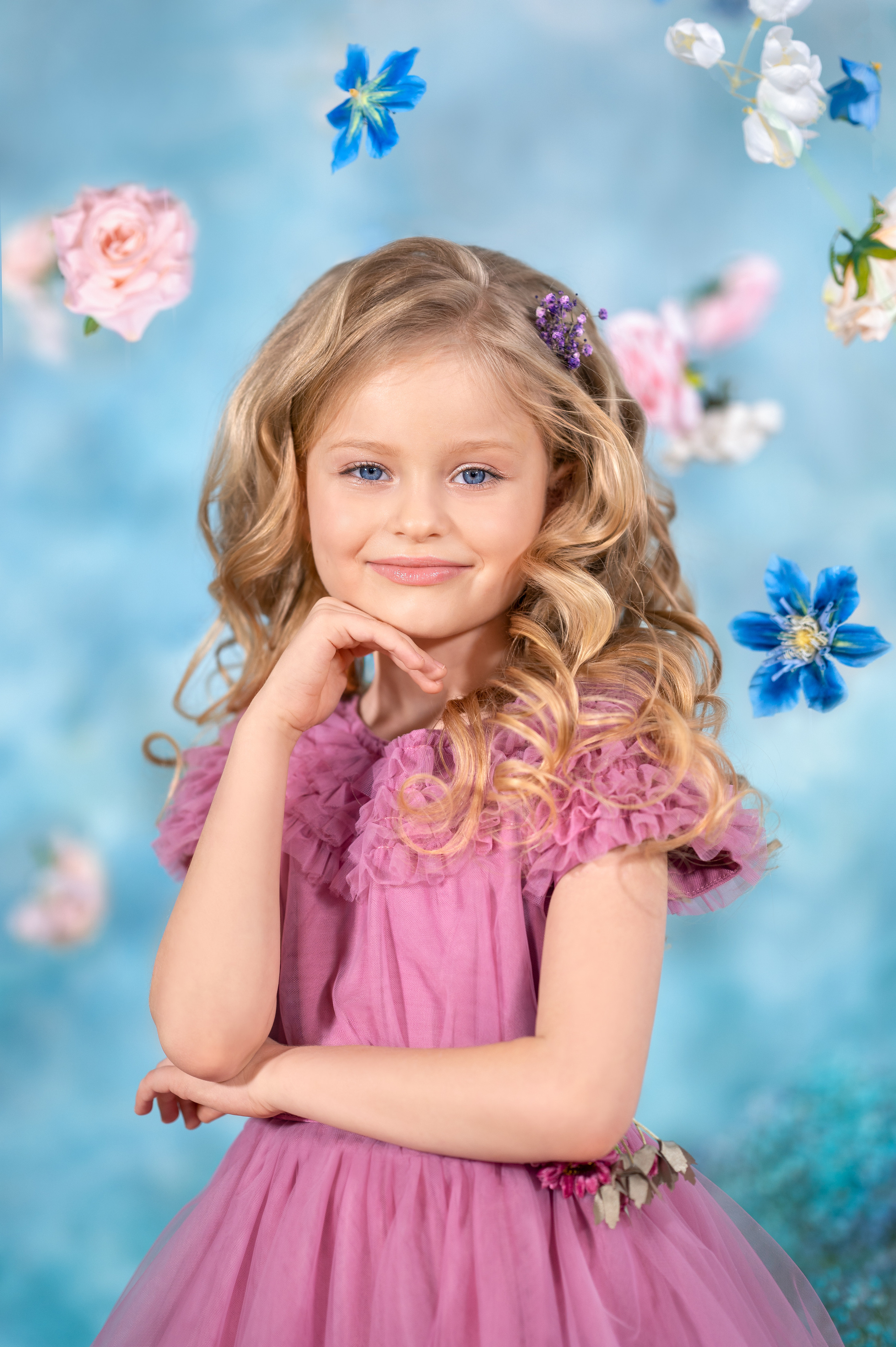 Цветочная фотосессия Дарины в студии. Фотограф Елена Сасс Москва