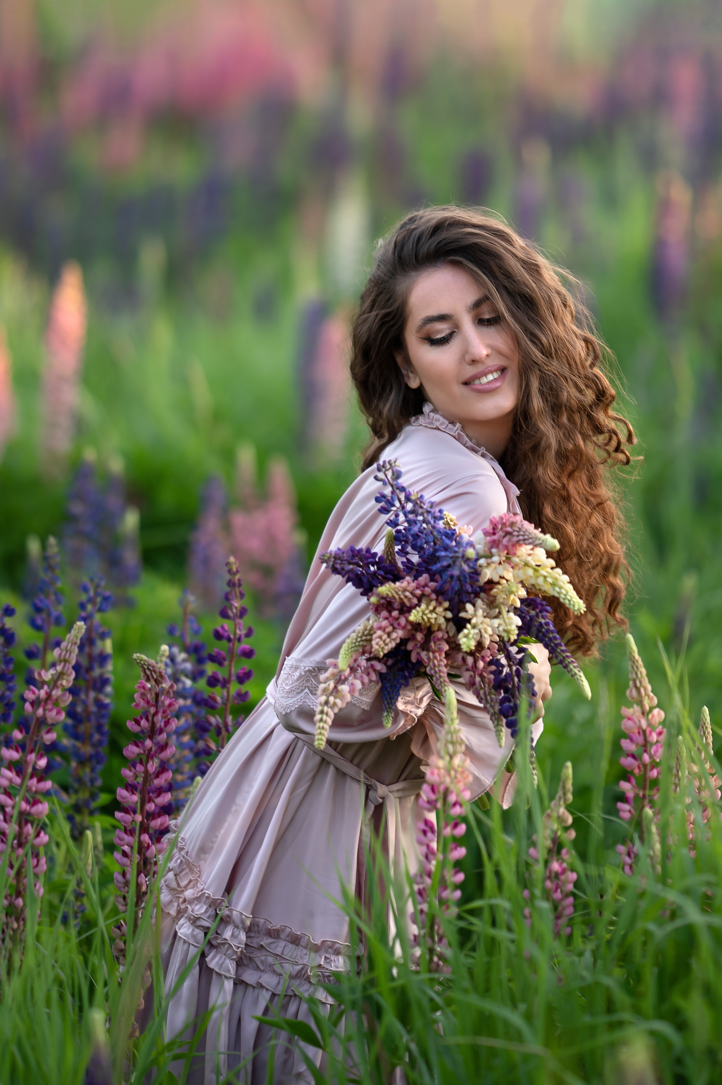 Фотосессия в люпиновом поле. Фотограф Елена Сасс Москва