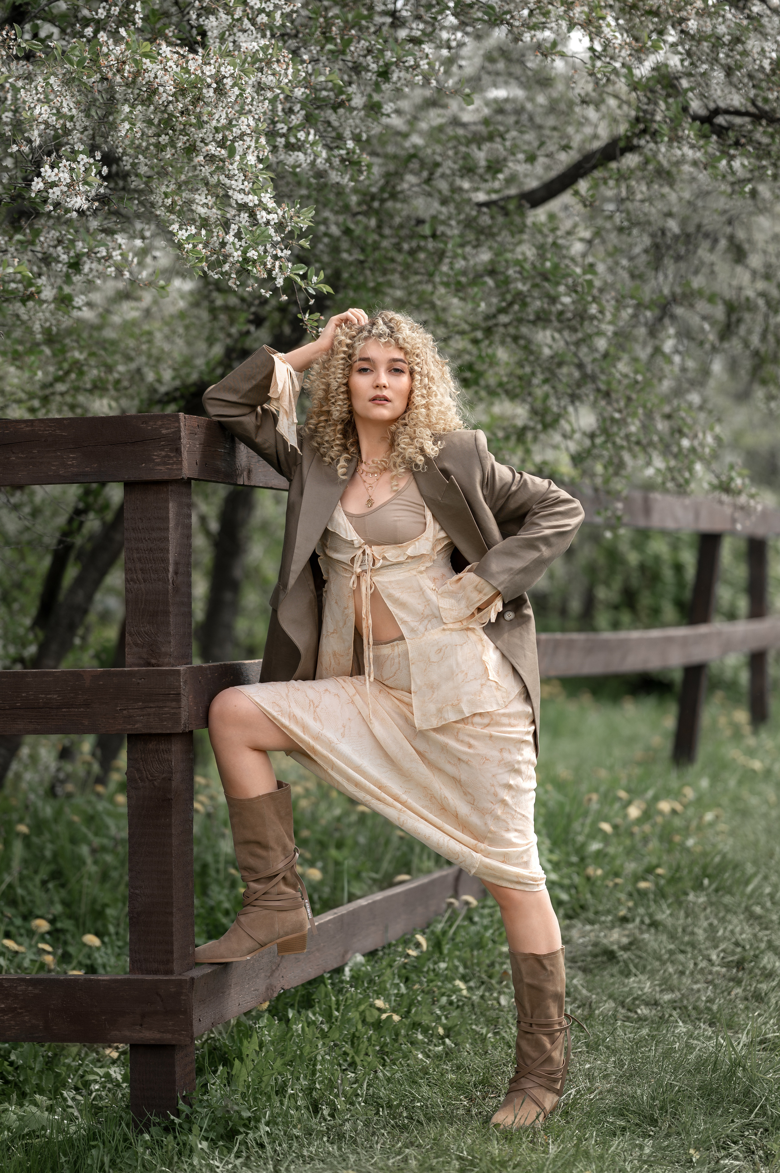 Фотосессия в цветении. Фотограф Елена Сасс Москва