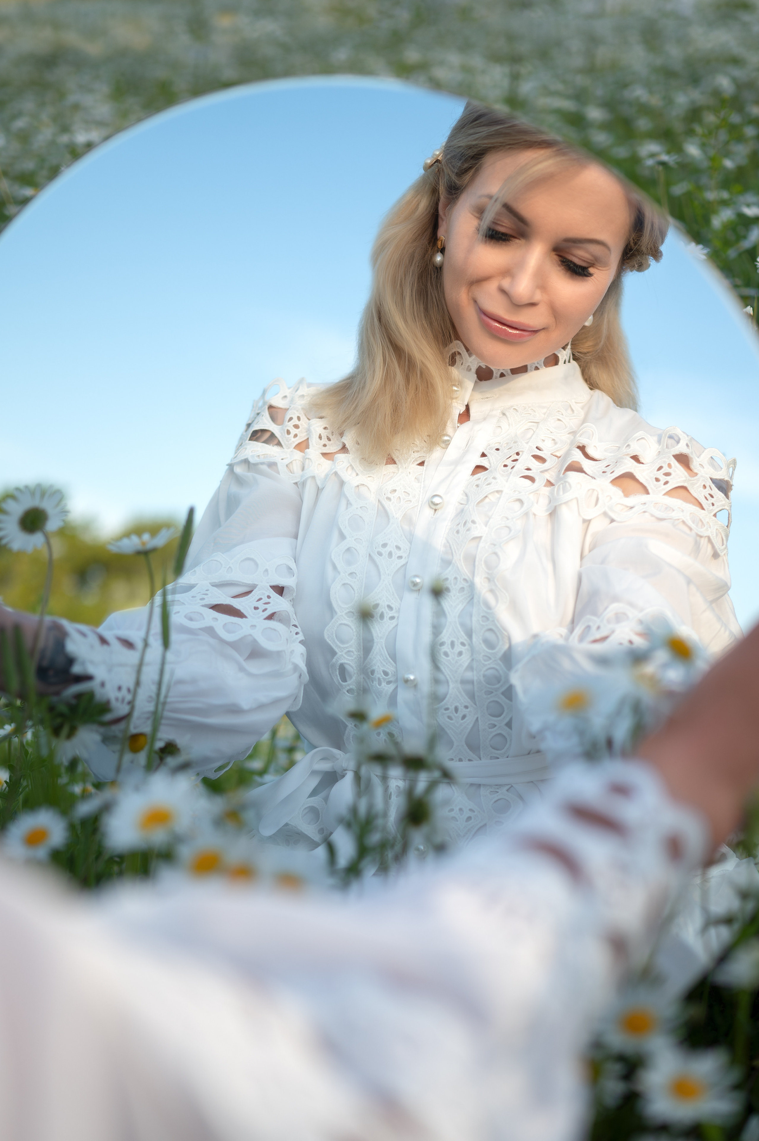 Фотосессия в ромашковом поле. Фотограф Елена Сасс Москва