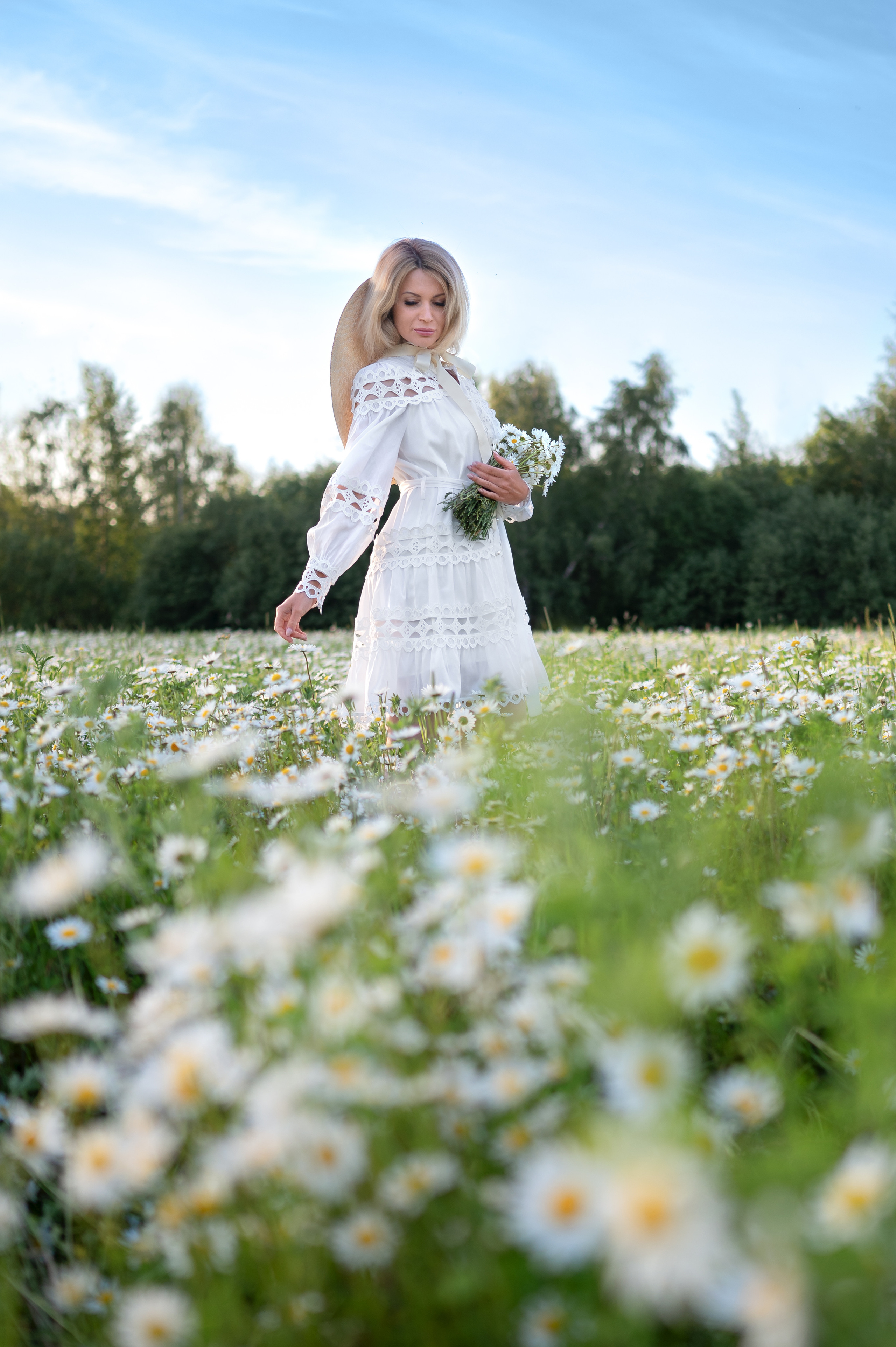 Фотосессия в ромашковом поле. Фотограф Елена Сасс Москва