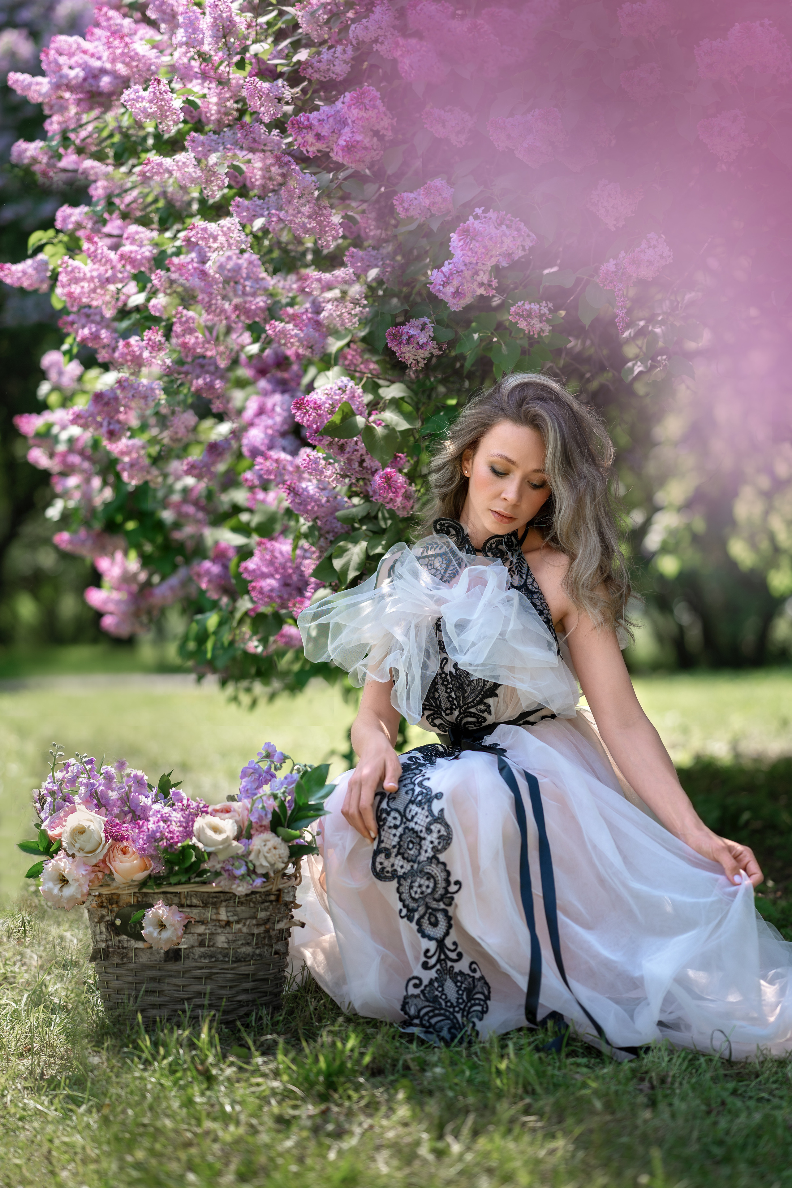 Фотосессия Алисы в сиреневом саду, часть1. Фотограф Елена Сасс Москва