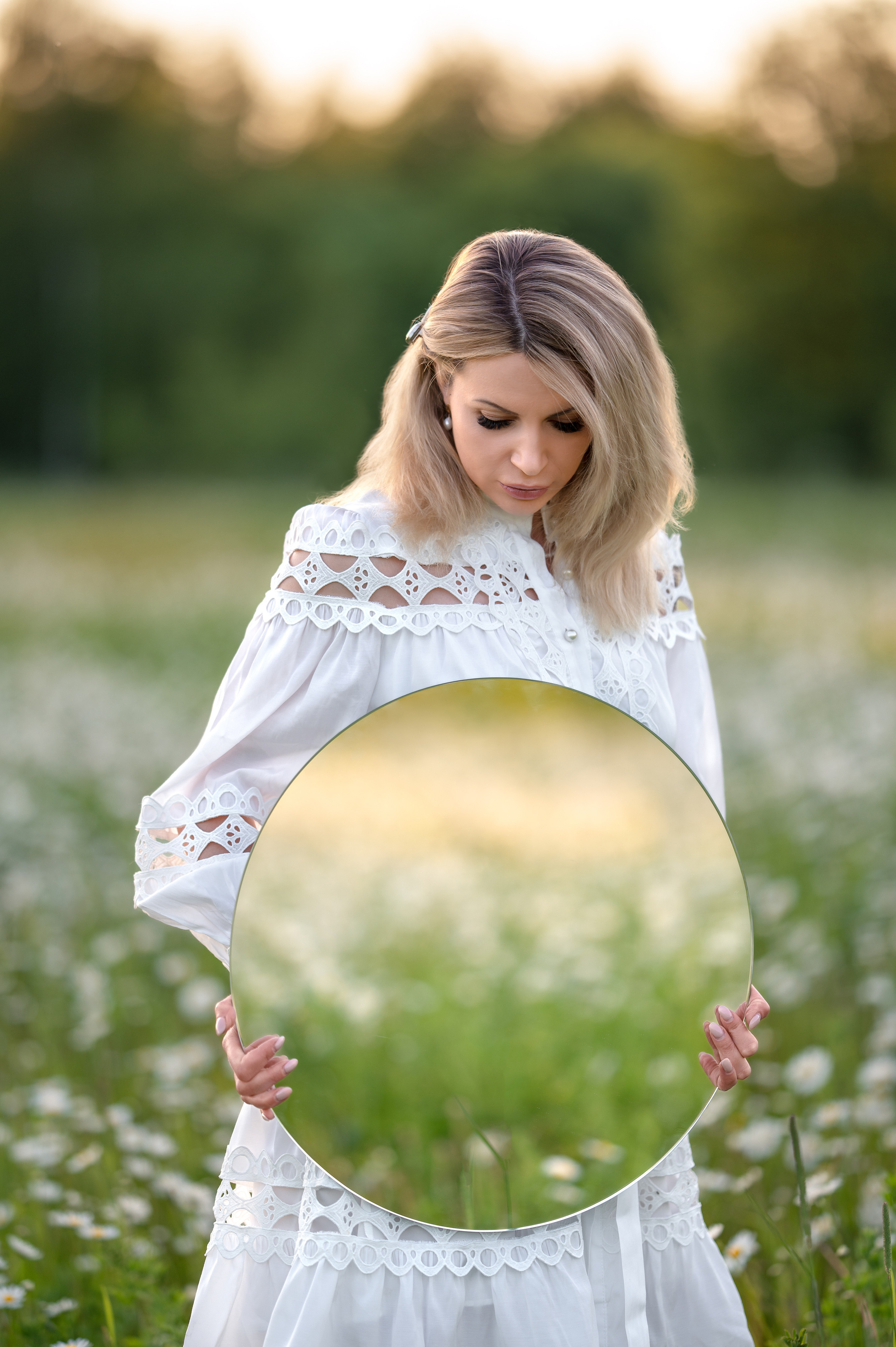 Фотосессия в ромашковом поле. Фотограф Елена Сасс Москва