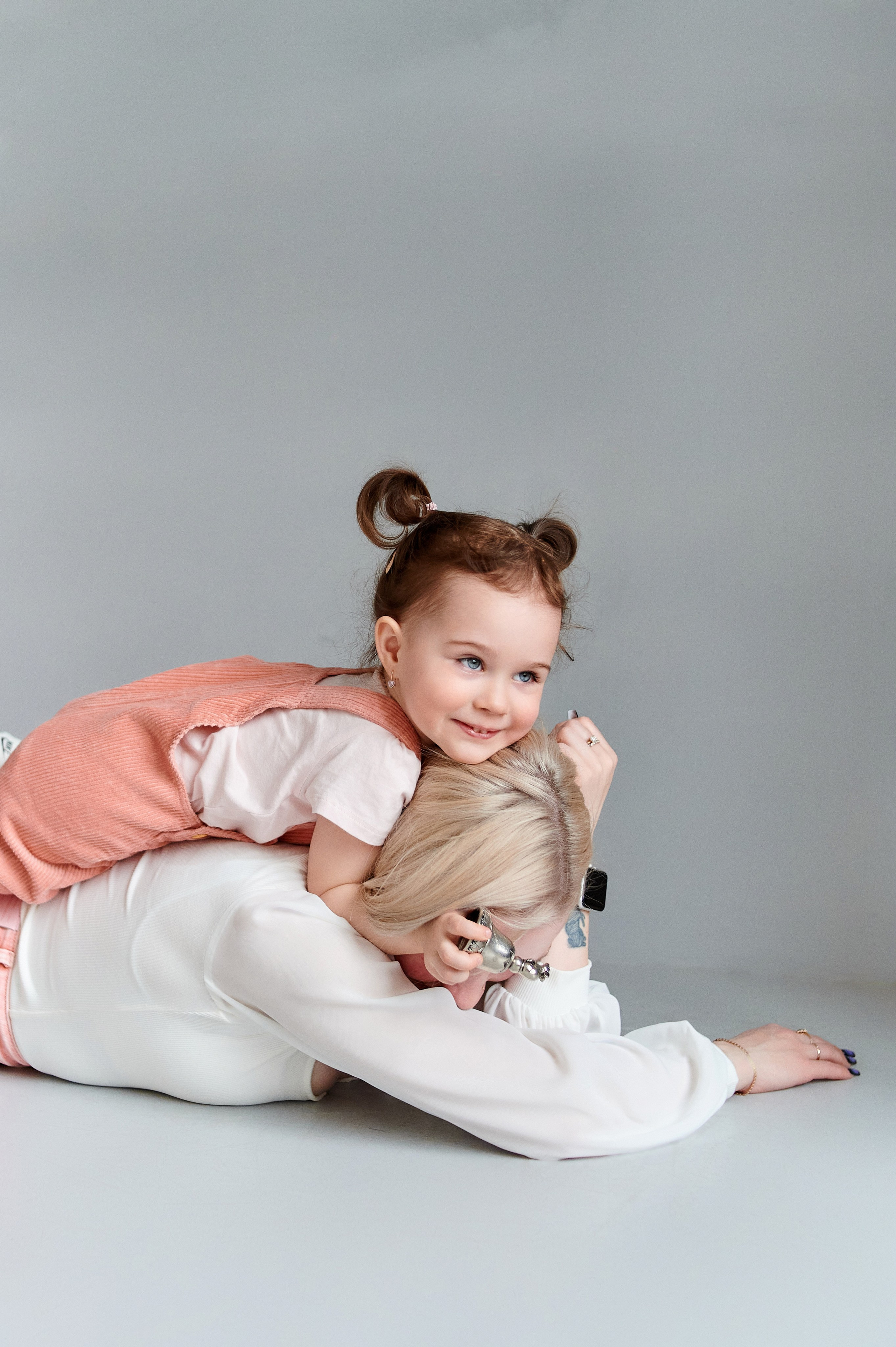 В студии. Семейный и детский фотограф в г. Ногинске Ангелина Хасанова