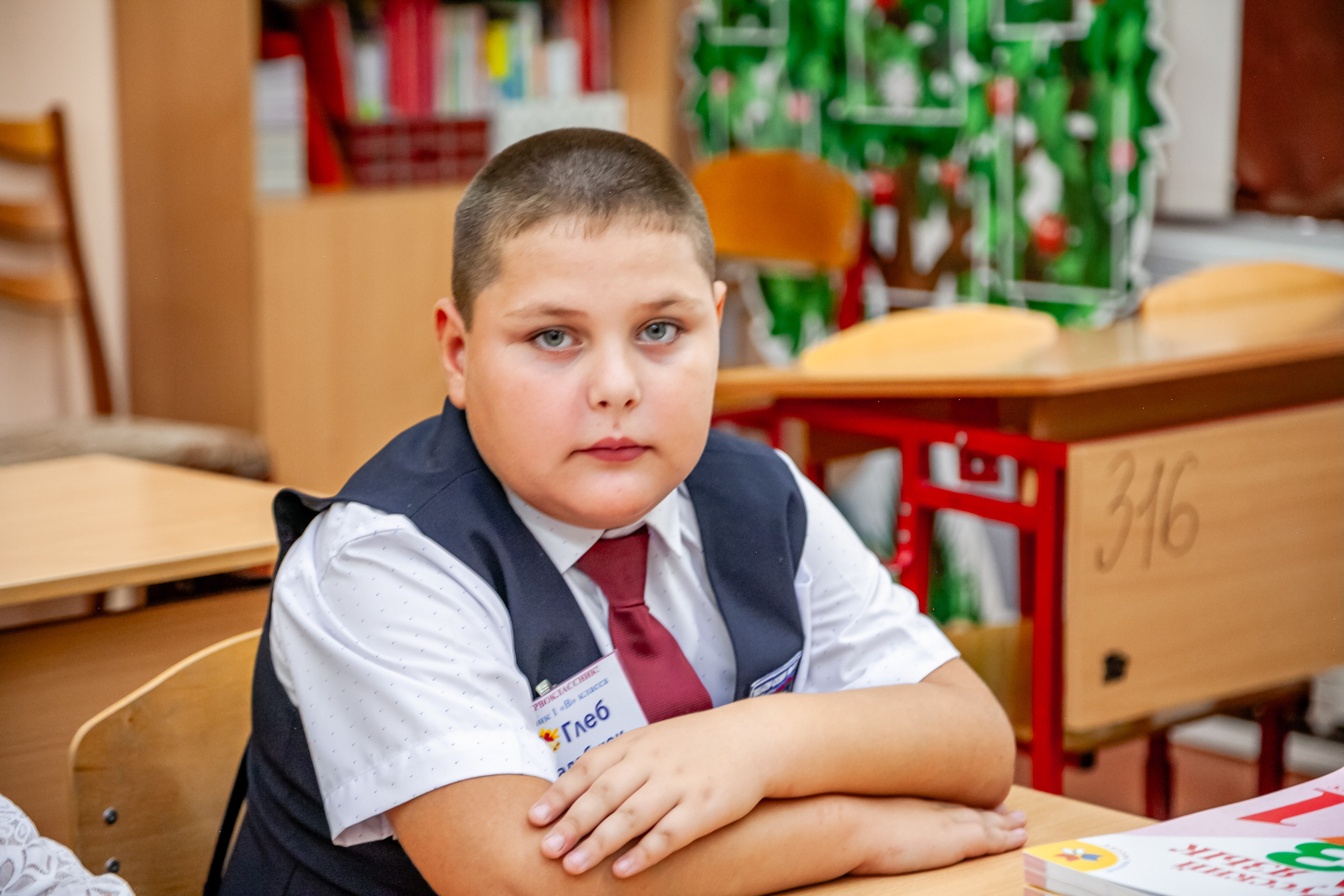 1 сентября линейка. Свадебный и семейный фотограф в Армавире