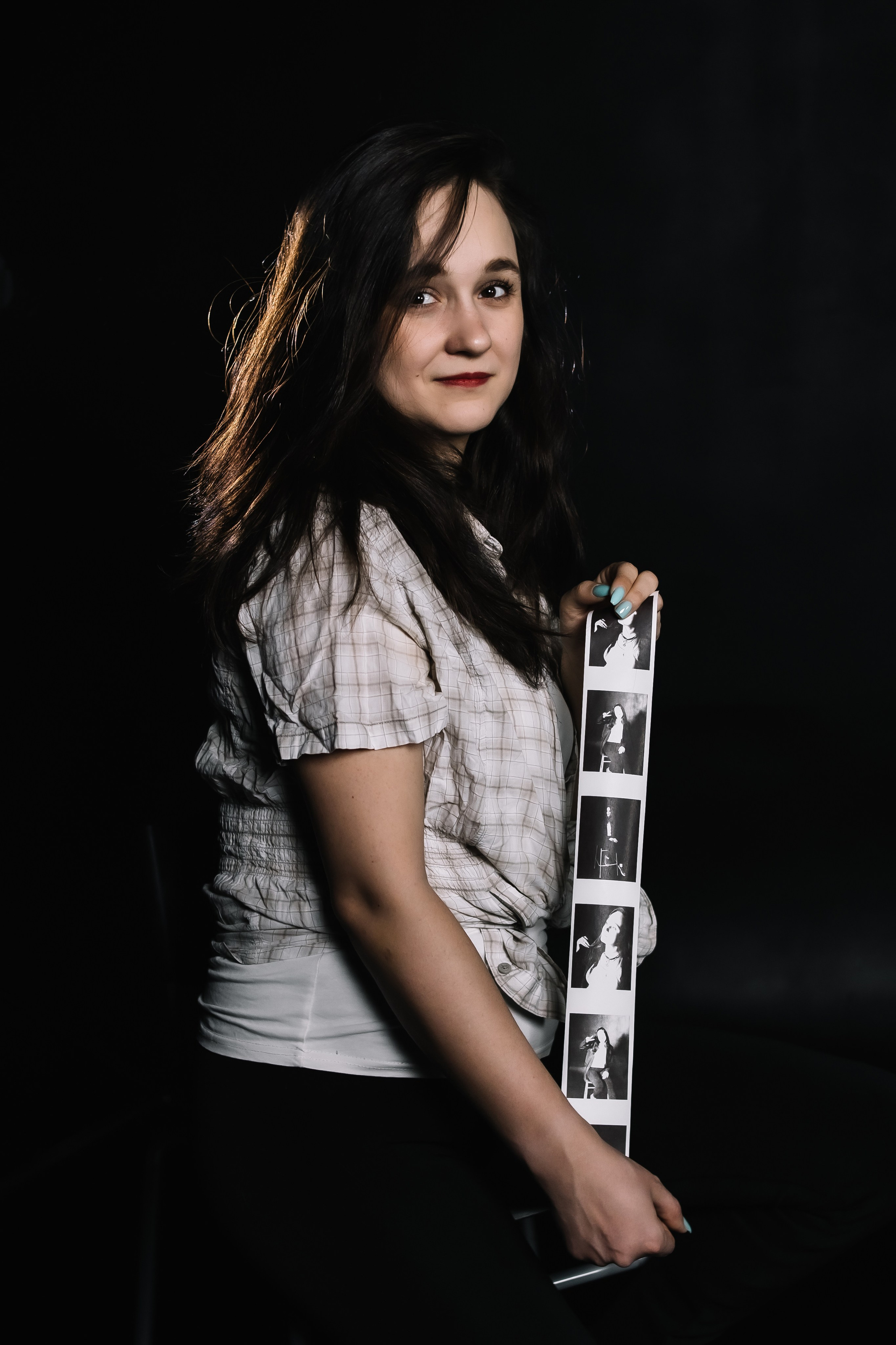 Мария. Эксперимент с чековой камерой. Фотограф Регина Крикунова г. Красноярск