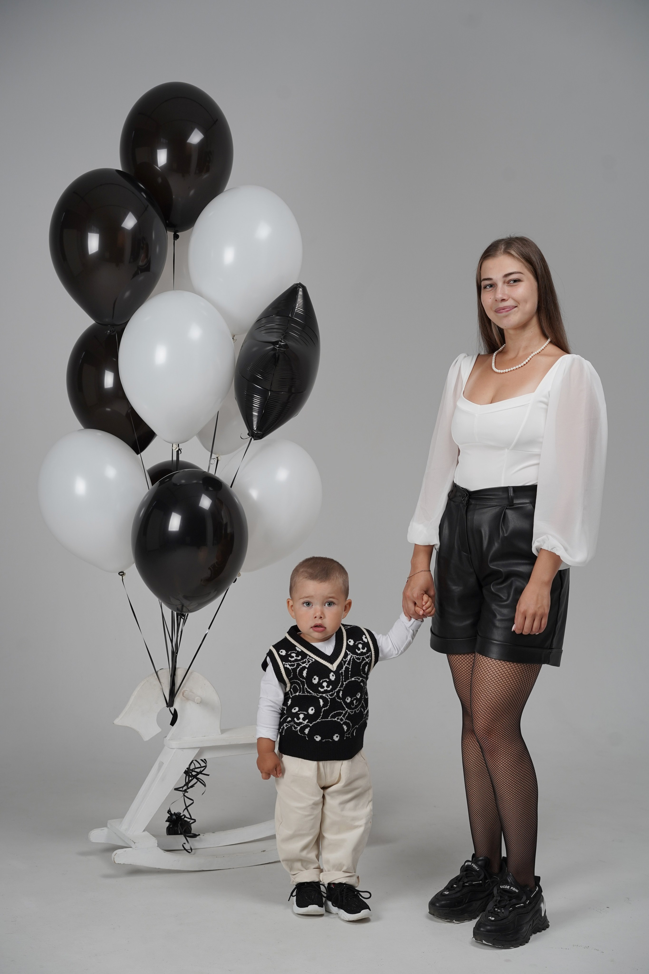 Лиза Максим. Студийный и портретный фотограф в САНКТ-ПЕТЕРБУРГЕИрина Махаон