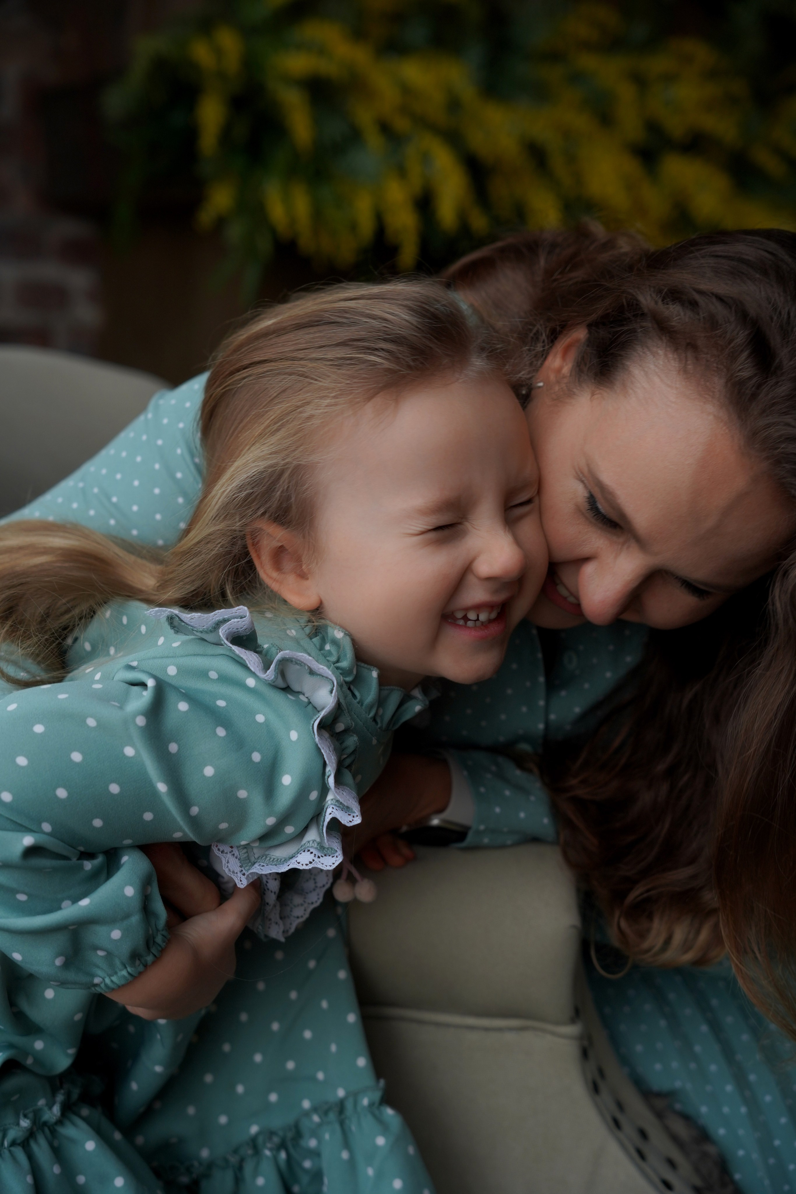 Мимоза. Студийный и портретный фотограф в САНКТ-ПЕТЕРБУРГЕИрина Махаон