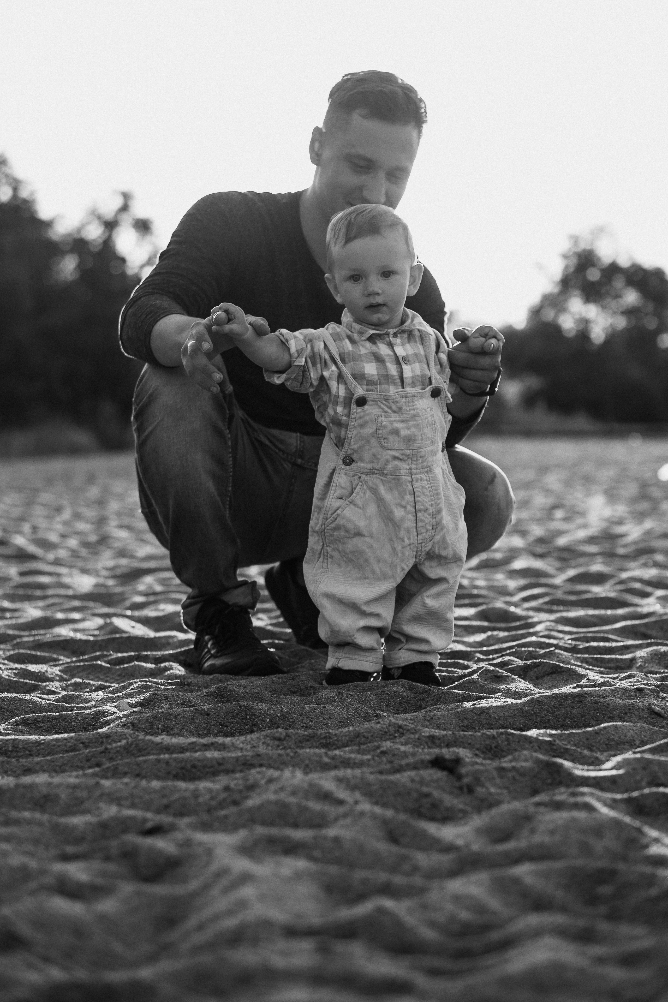 Стефан с родителями на заливе. Фотограф Ольга Игорева