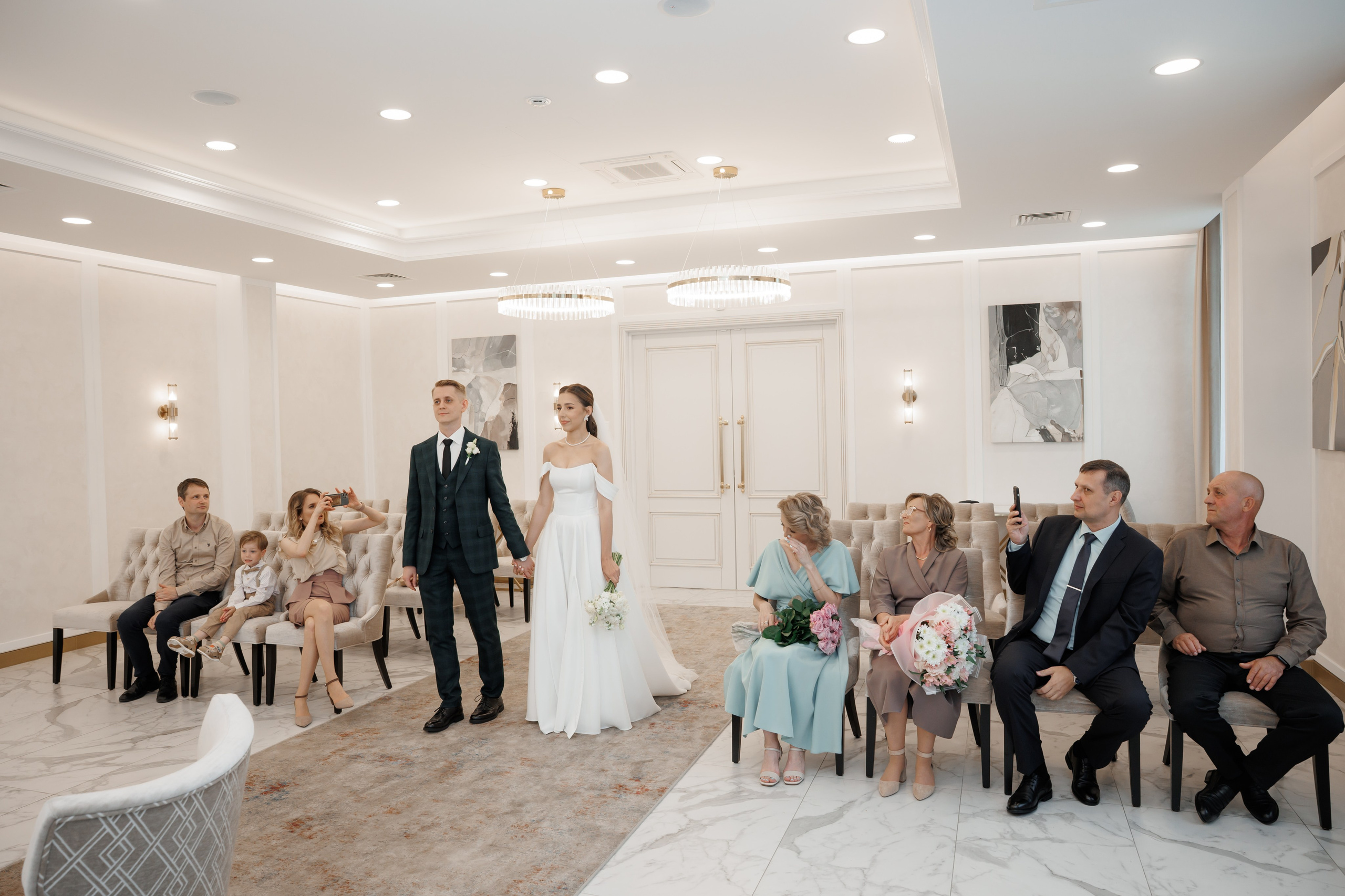 Регистрация в отеле Fish Point, ЗАГС Бутово, прогулка в Остафьево. Свадебный и репортажный фотограф (Москва, Королев и другие)