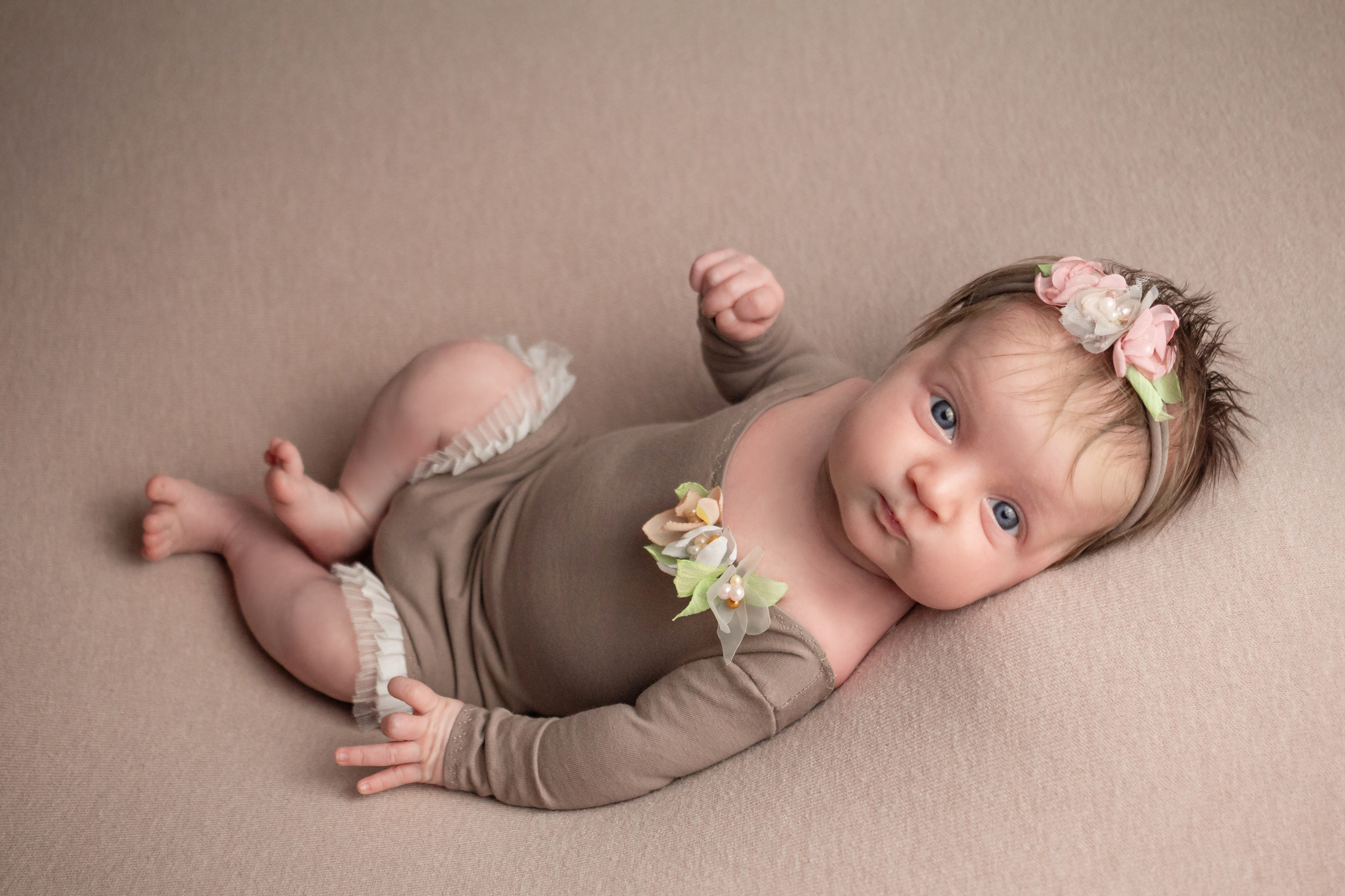 Классический стиль newborn. Фотограф новорождённых Анапа Елена Кушнарь