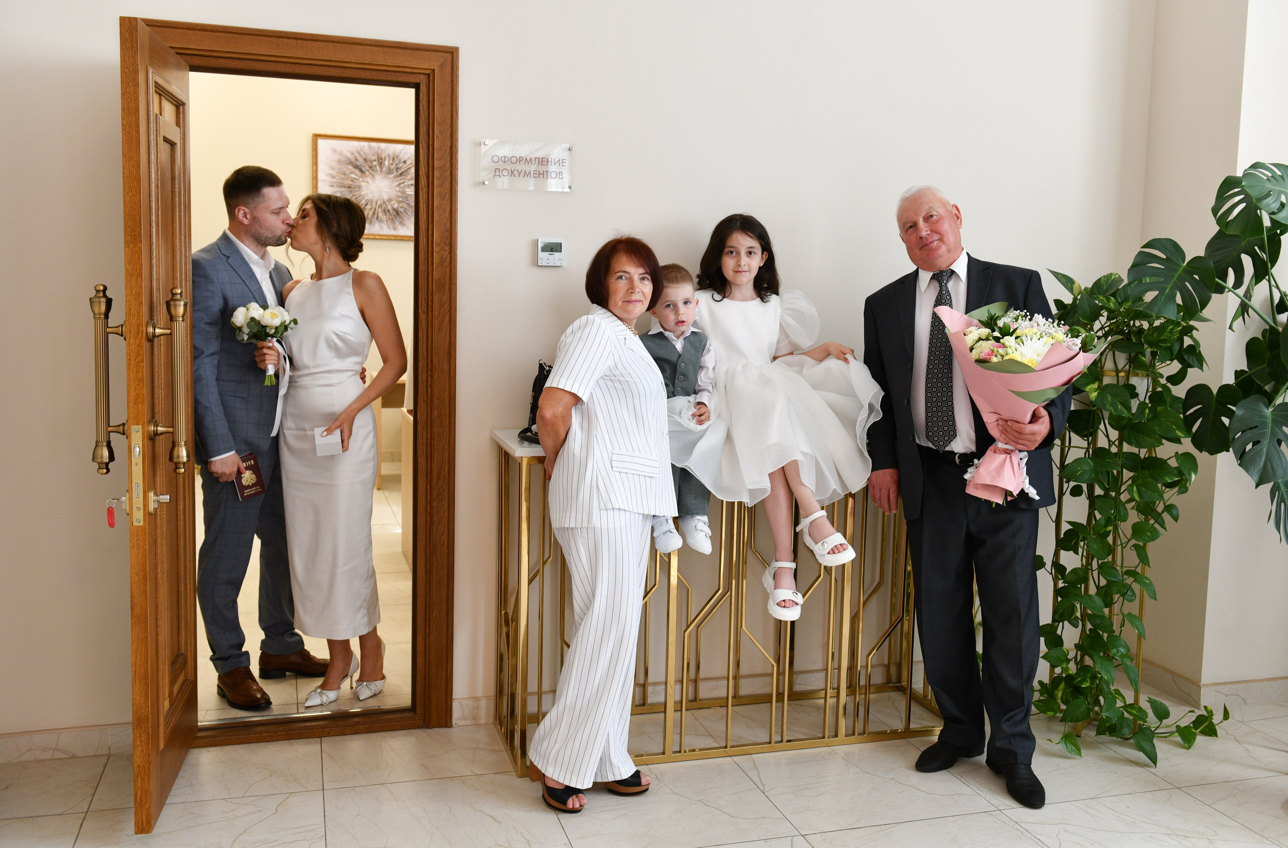 Регистрация брака + Прогулка Дарьи и Павла. Свадебный и портретный фотограф в Москве Галина Борисова