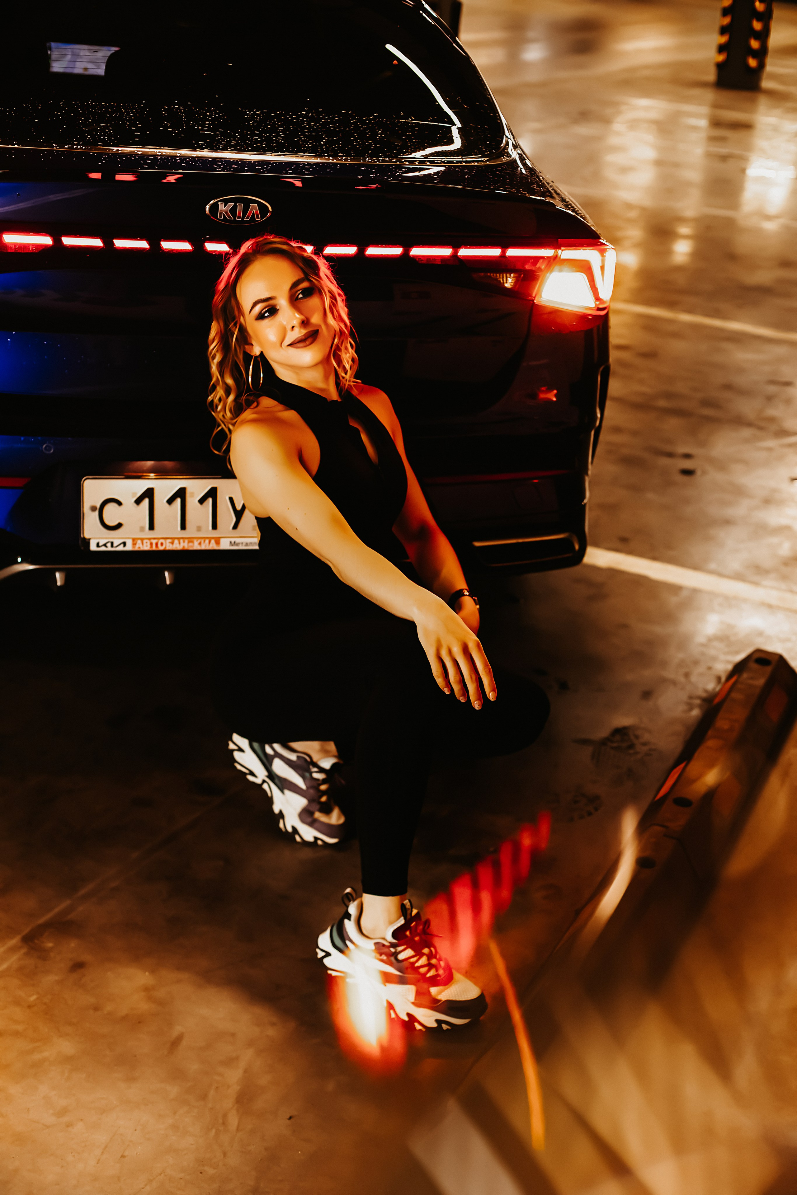 Фотосессия на парковке. Свадебный и семейный фотограф/видеограф в Краснодаре Наталья Осинская