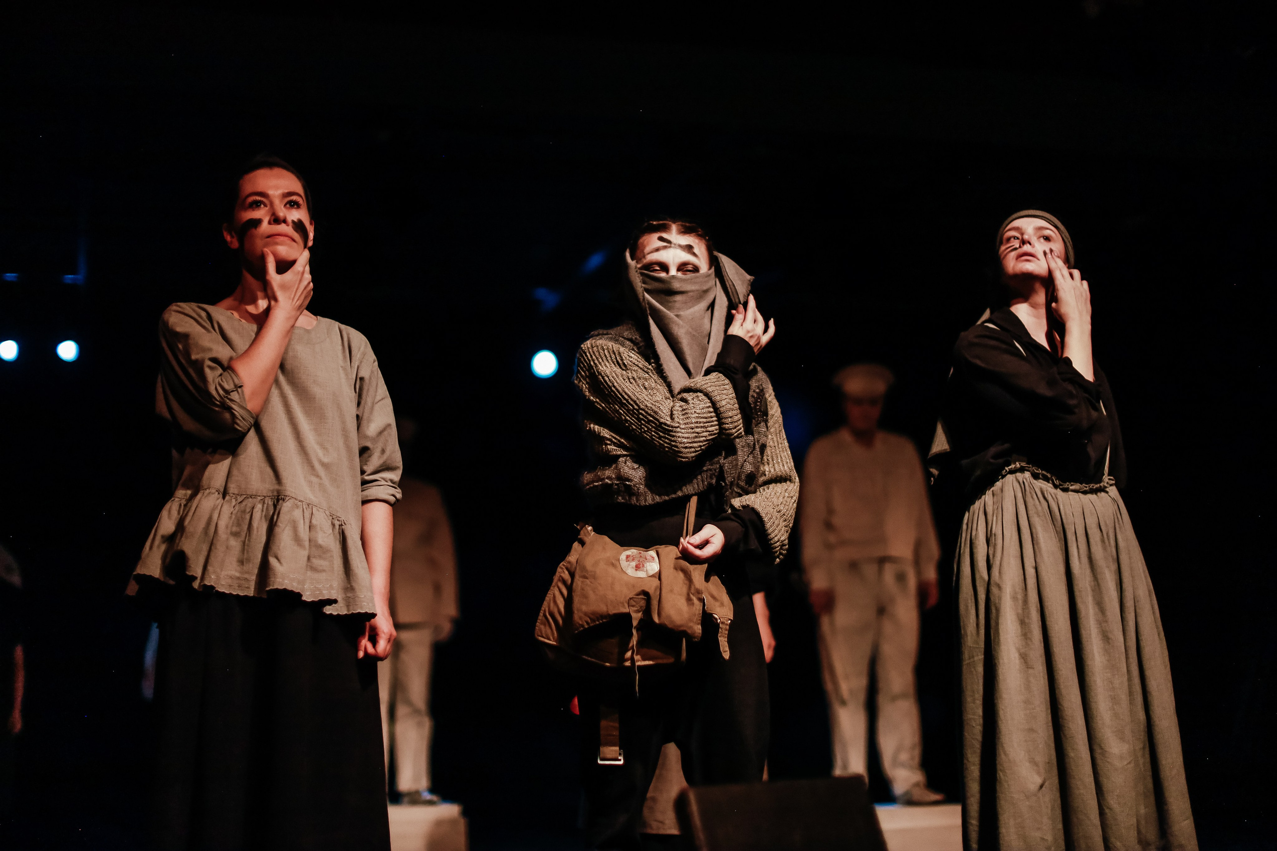 «Марьино поле». Молодежный театр Алтая. Режиссёр Ирина Астафьева. Фоторепортаж. Театральная фотосъёмка