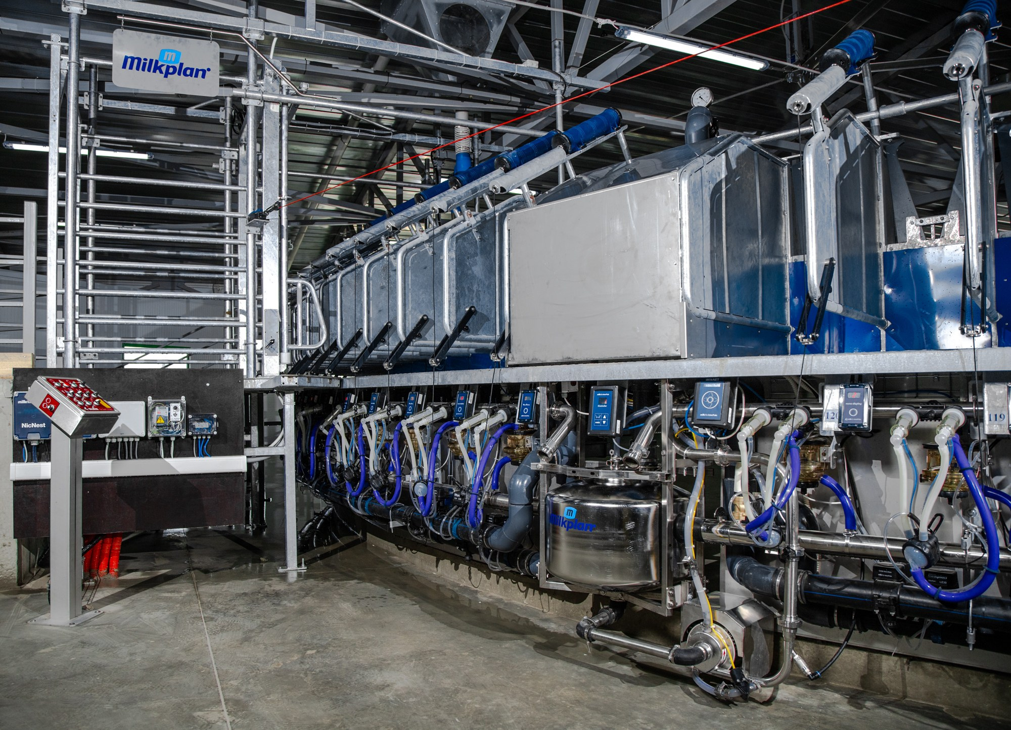 Съёмка для фирмы «Биотон». Репортажный, промышленный и маркетплейс-фотограф Дмитрий Чернат