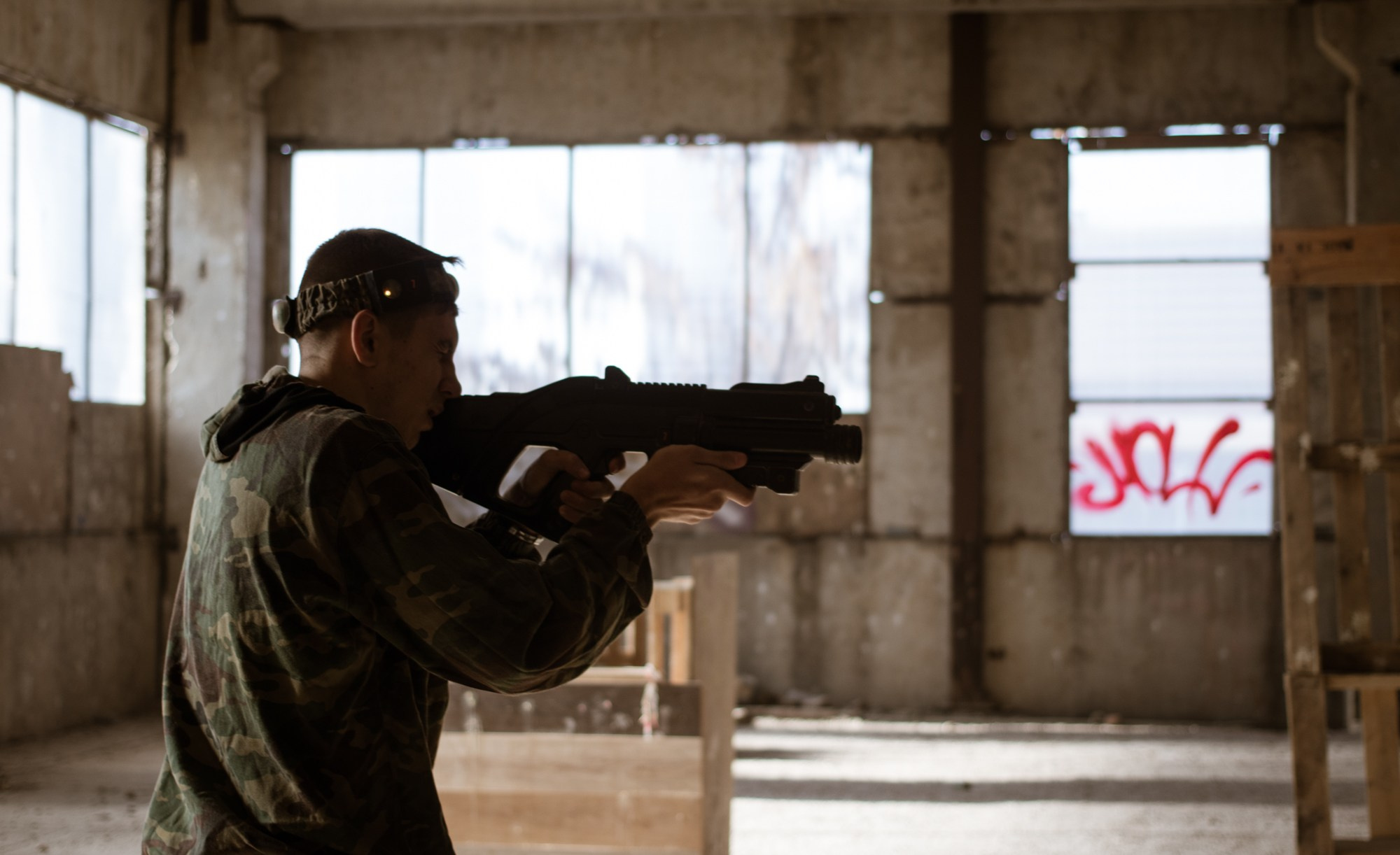 ЗИП Лазертаг. Репортажный, промышленный и маркетплейс-фотограф Дмитрий Чернат