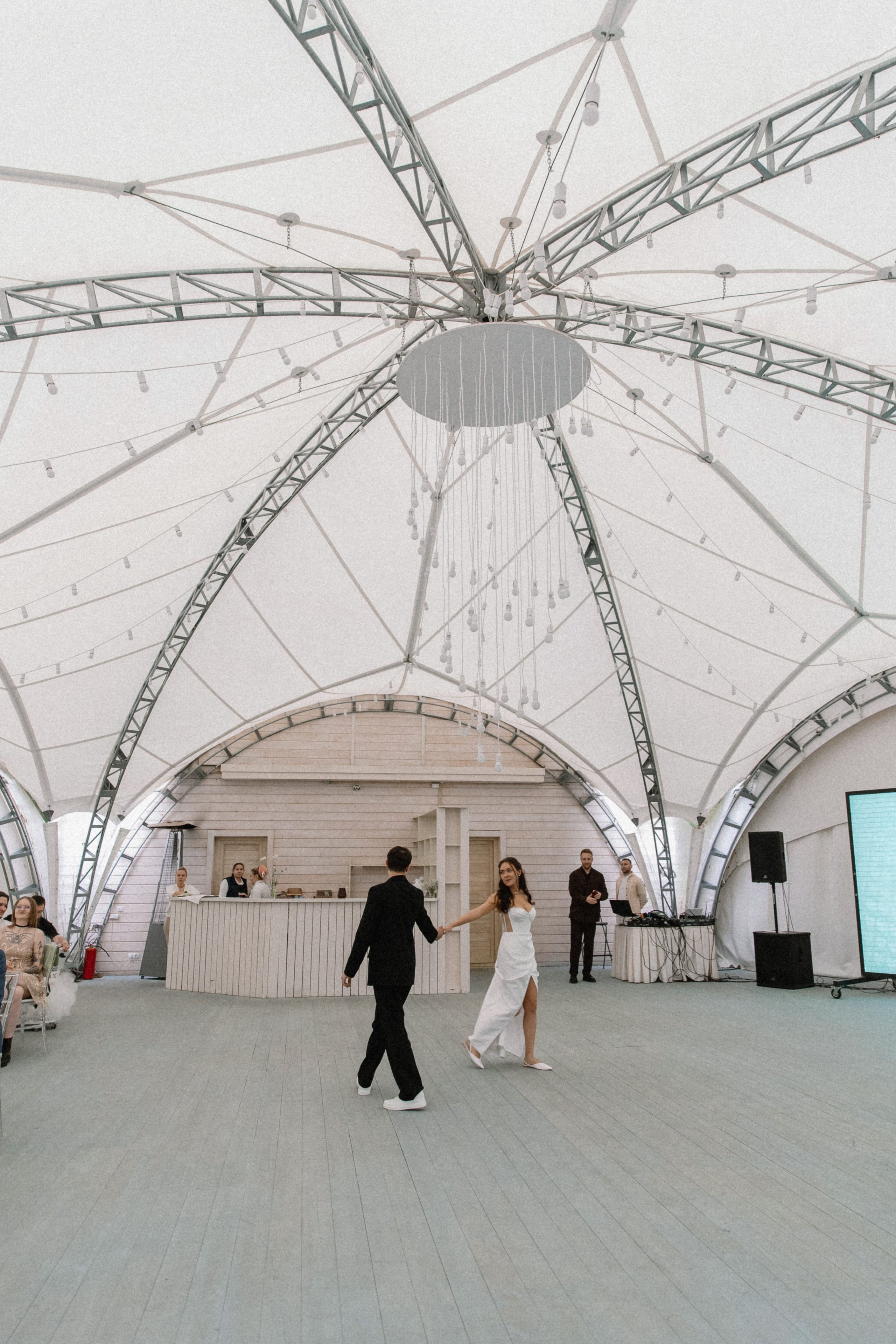 Карина + Дима: банкет. Николь — ваш любимый фотограф в Санкт-Петербурге