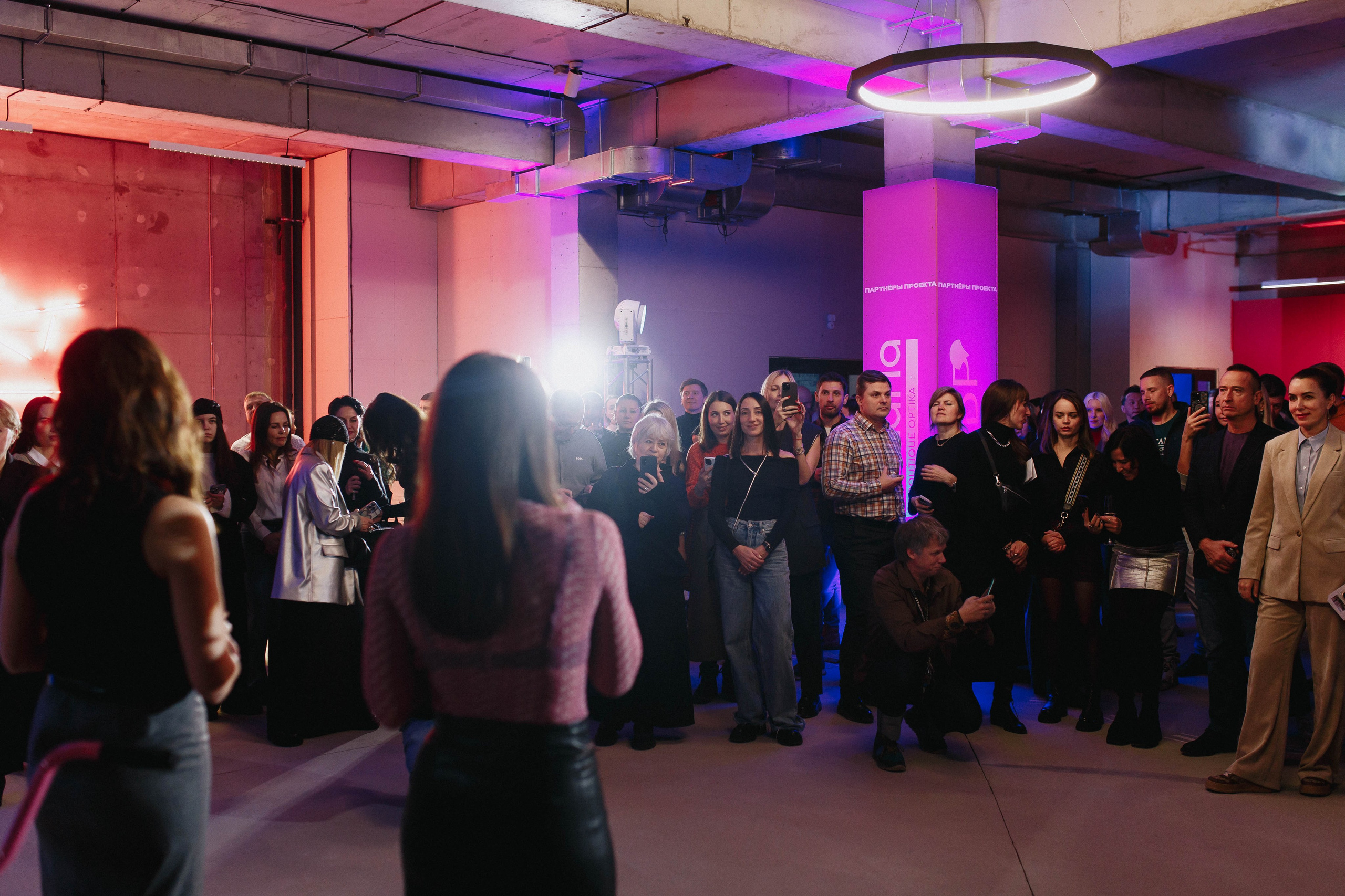 Открытие выставки предметного дизайна ART LINE. Фотограф Иркутск Антипин Сергей