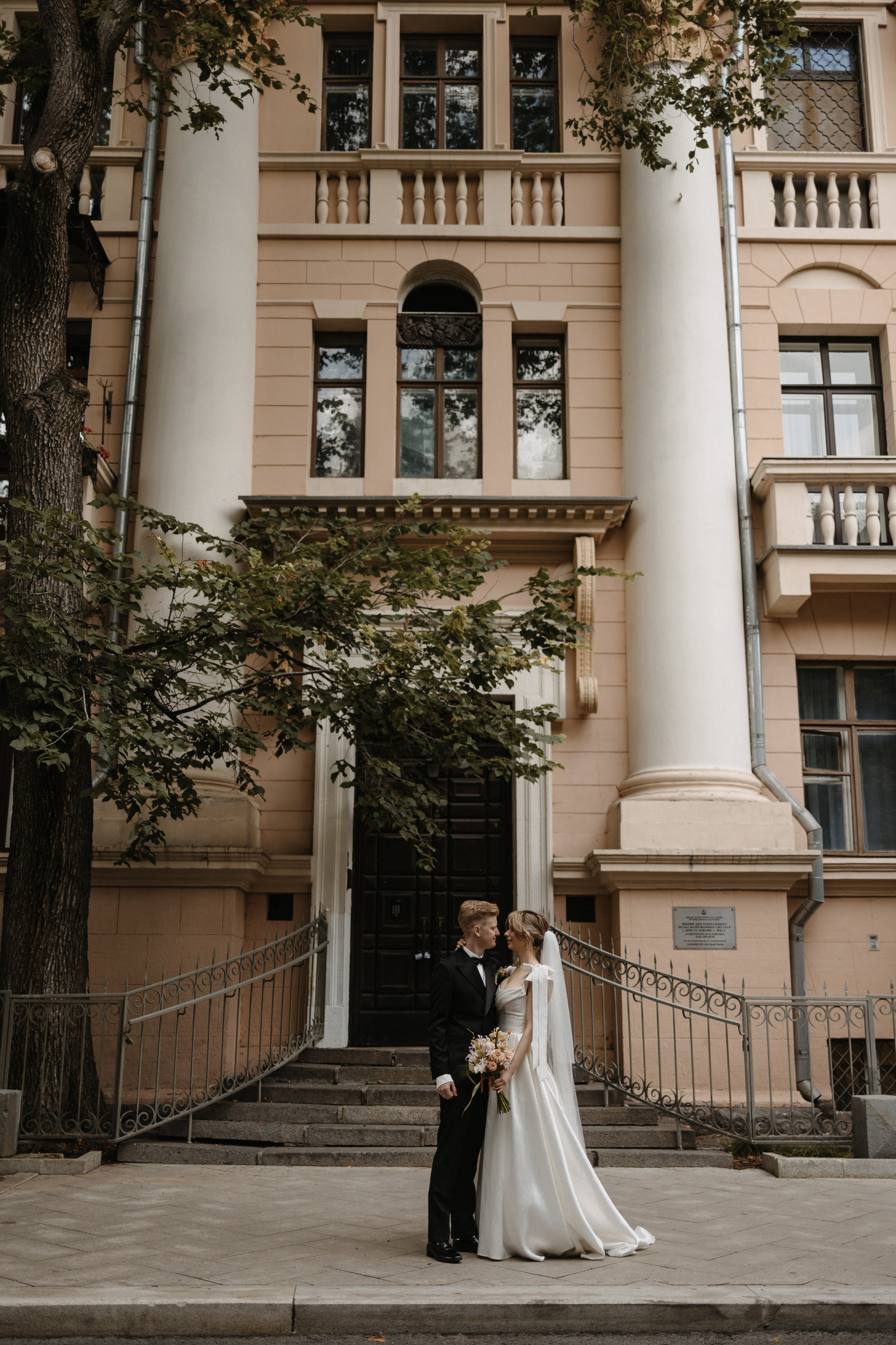 Илья и Ксюша (2024). Свадебный и семейный фотограф в Москве Яна Шувалова