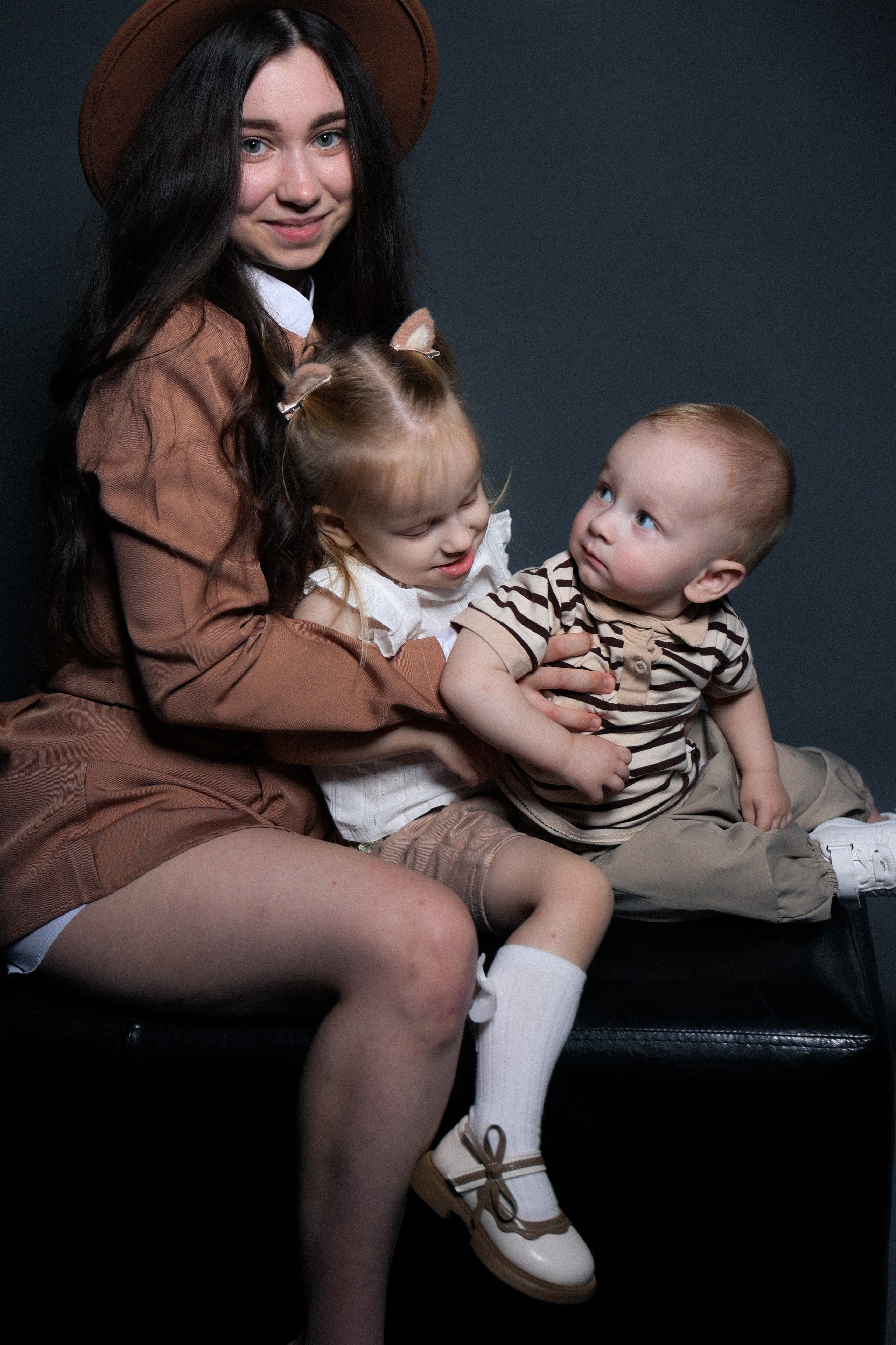 Лиза с детками. Фотограф НатаФото (Наталья Яковенко) Дмитров Москва Питер