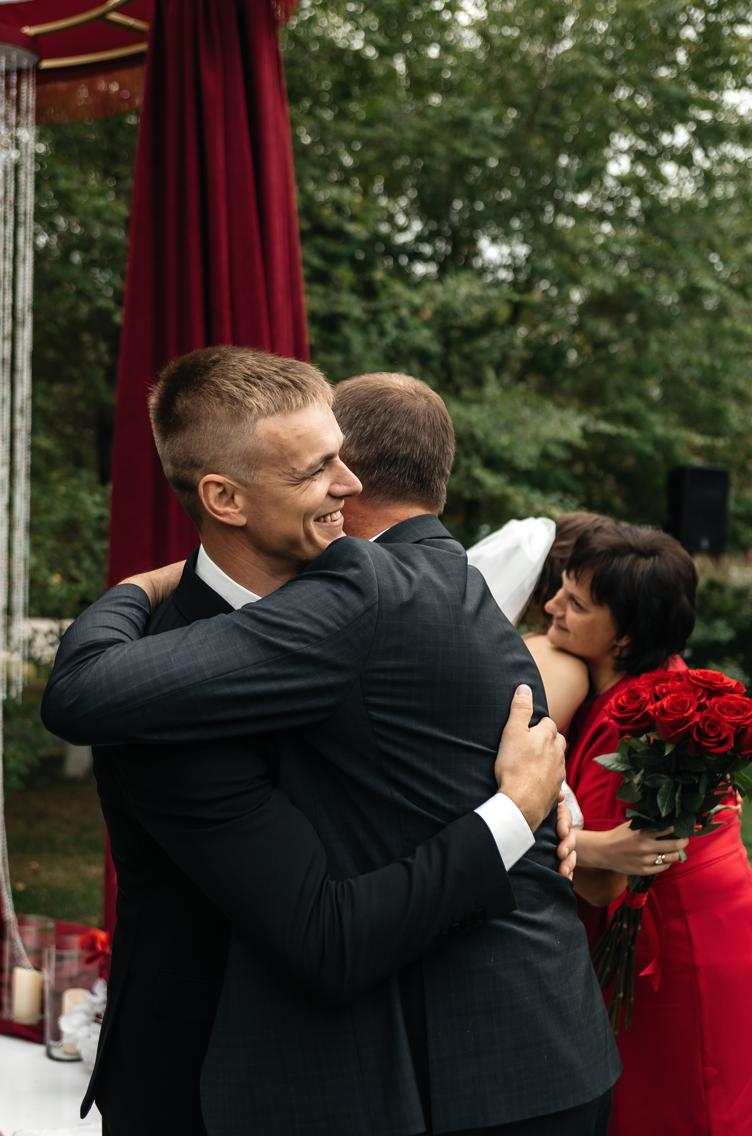 Юрий & Дарья | 06.06.25. Свадебный и семейный фотограф в Омске Евгения Хакимова