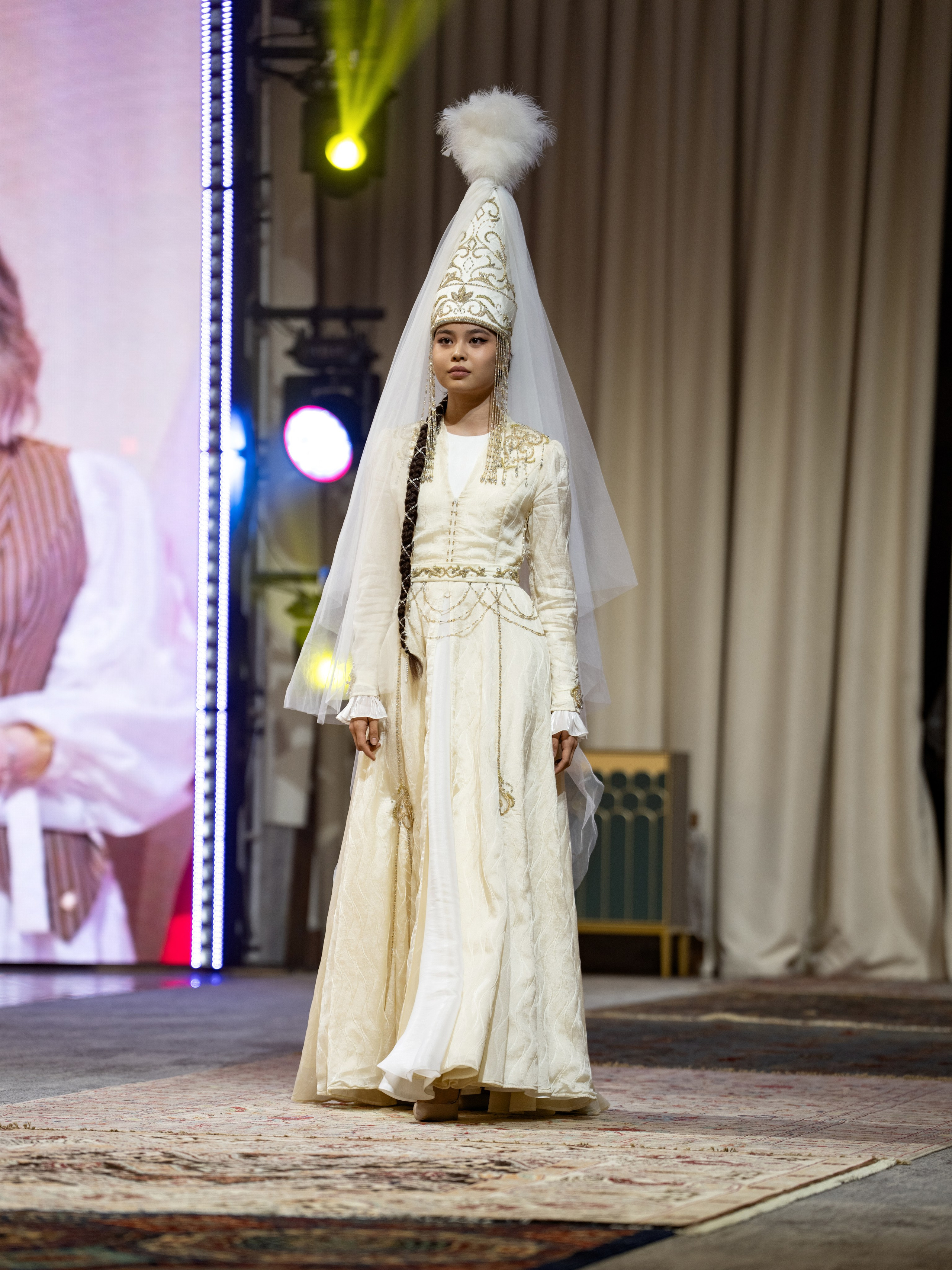 Balzhan Yerserik. Сайт Алматинского НЮ АРТ, будуар и фэшн фотографа Дениса Карпенко