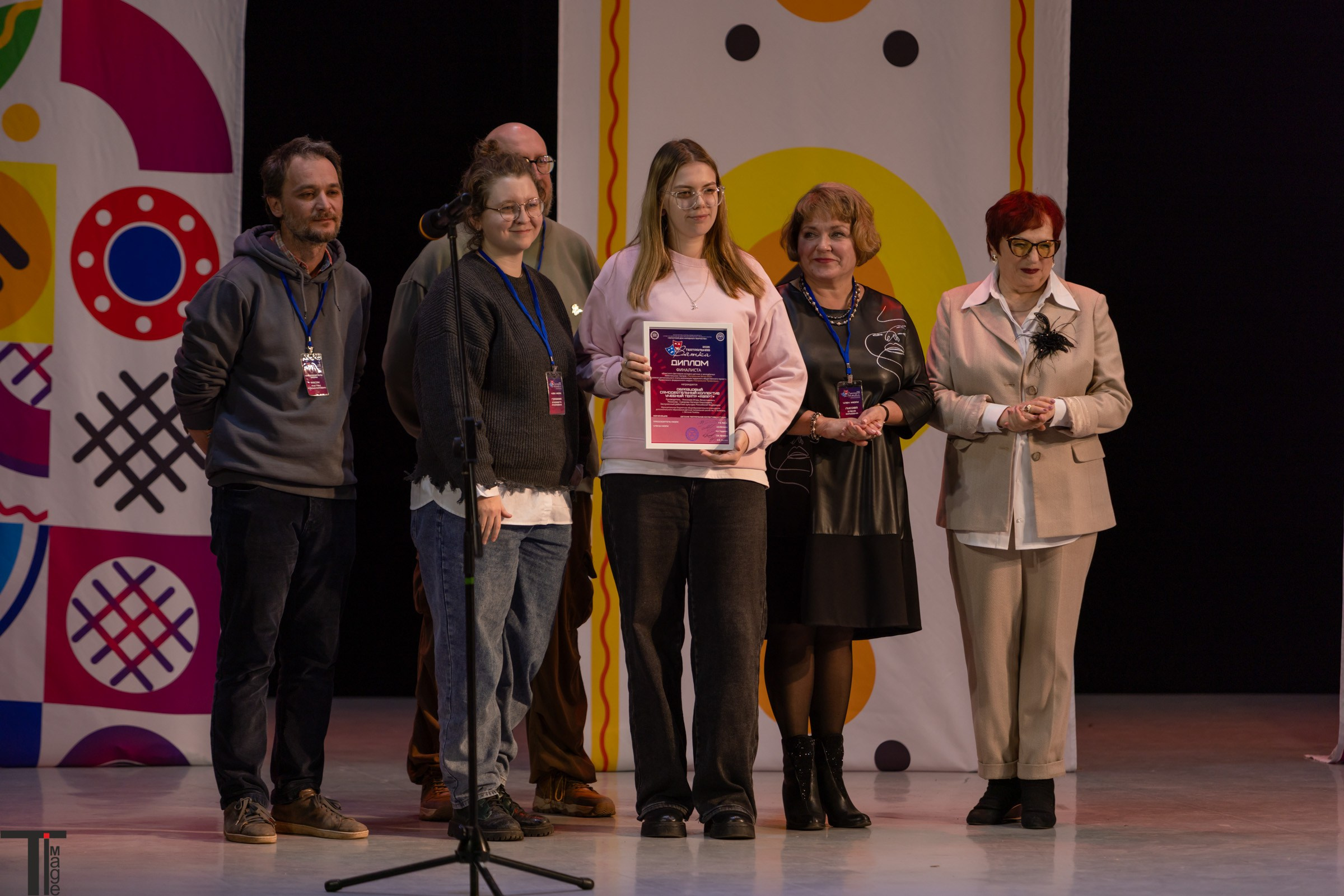 Театральная Вятка 2025. Имидж Технологии — репортажная фотография в Кирове Кировской области. Производство сувенирных магнитов, заливных этикеток и значков