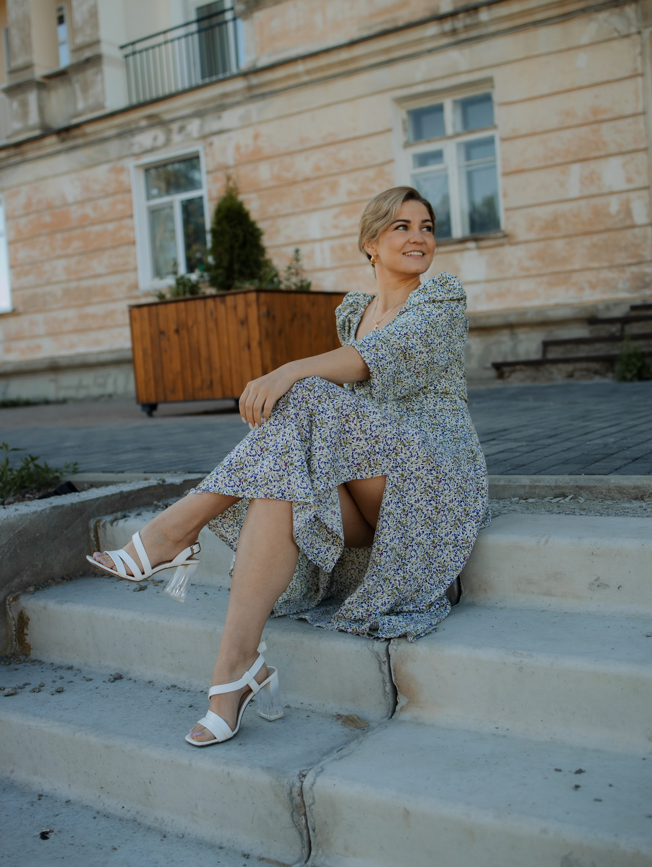 Фотосессия на природе для девушки на день рождения. Фотограф Углич и Ярославль Ольга Тятюшкина