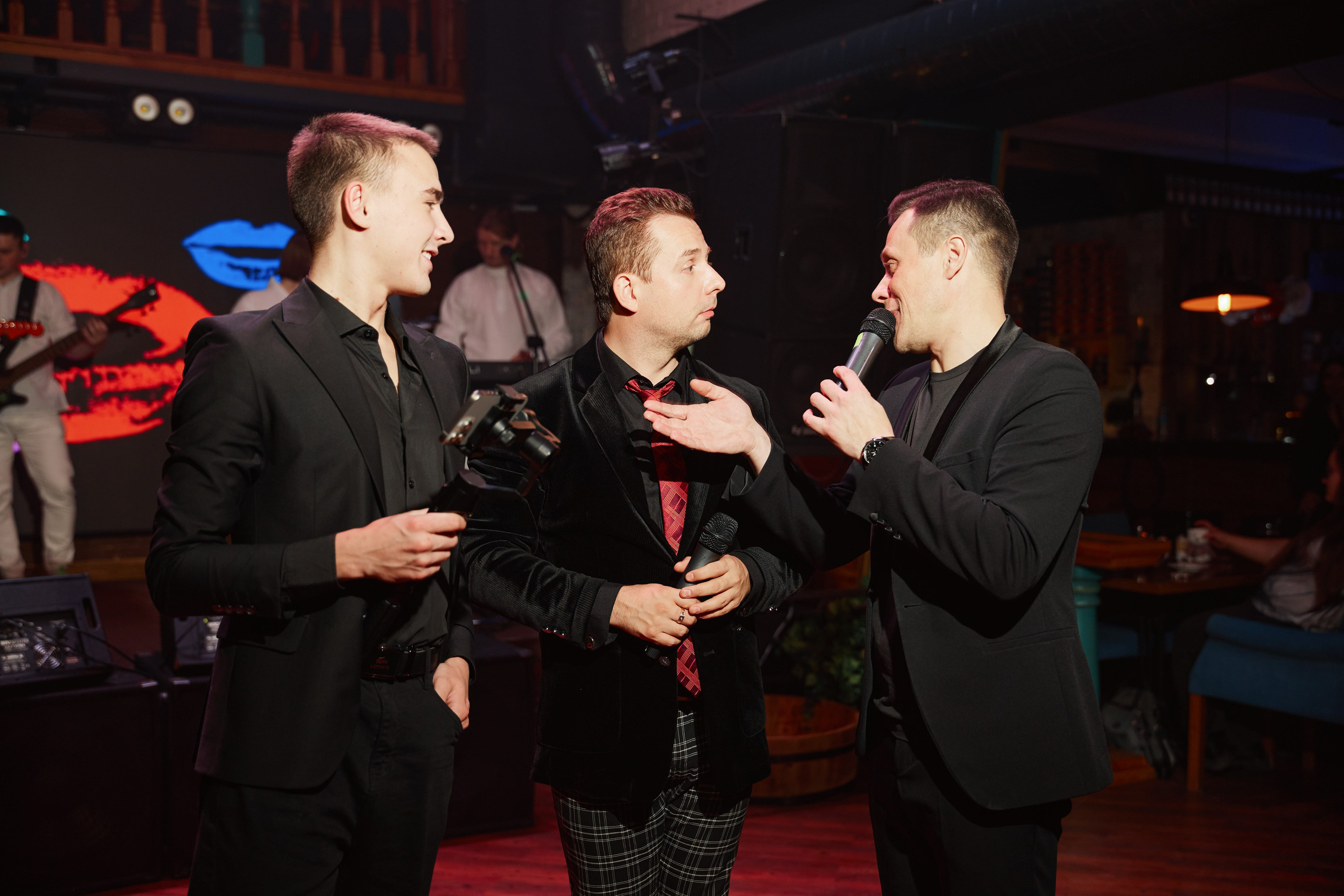 Арт-вечеринка 2026. Фотограф и видеограф в Кургане Леонид Корнильев