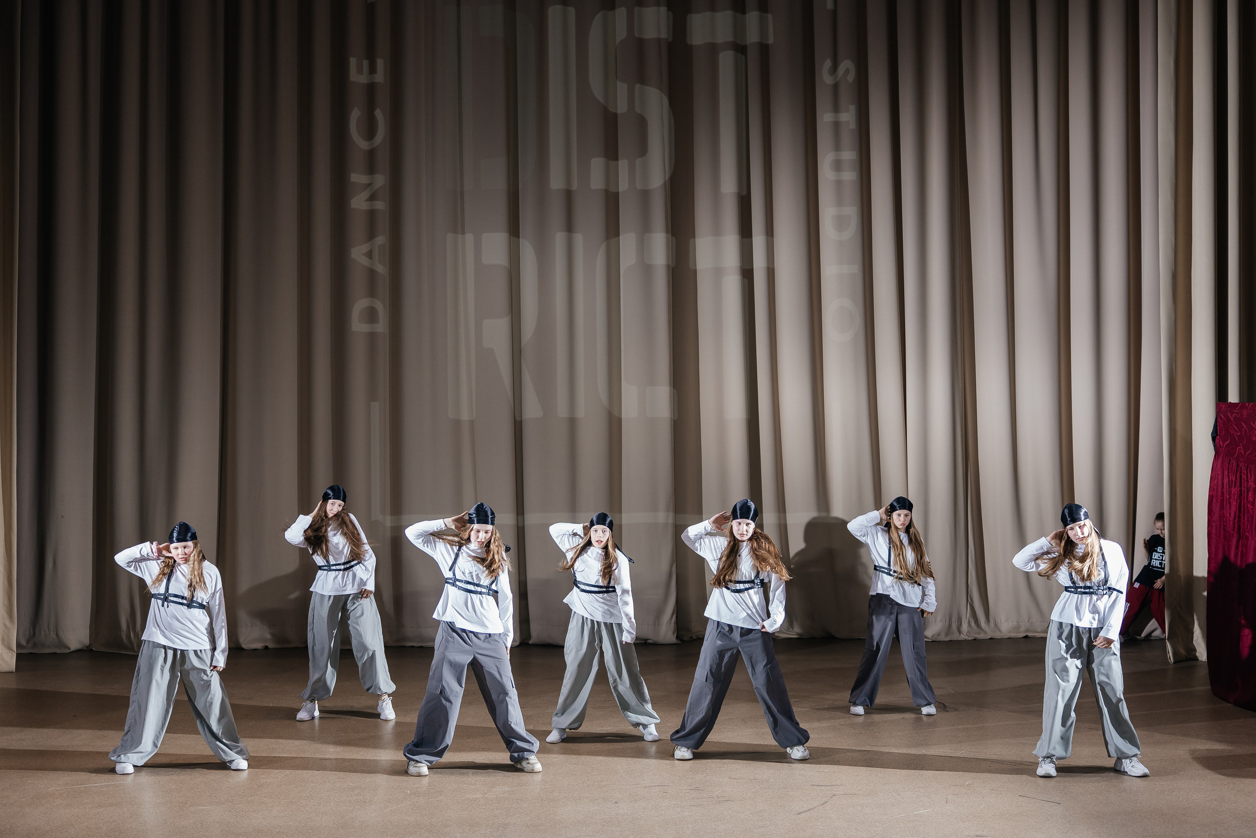 Дистрикт. Отчетный концерт. Свадебный и Семейный фотограф г. Ижевск Гульназ Солдатова. Гульназ фото