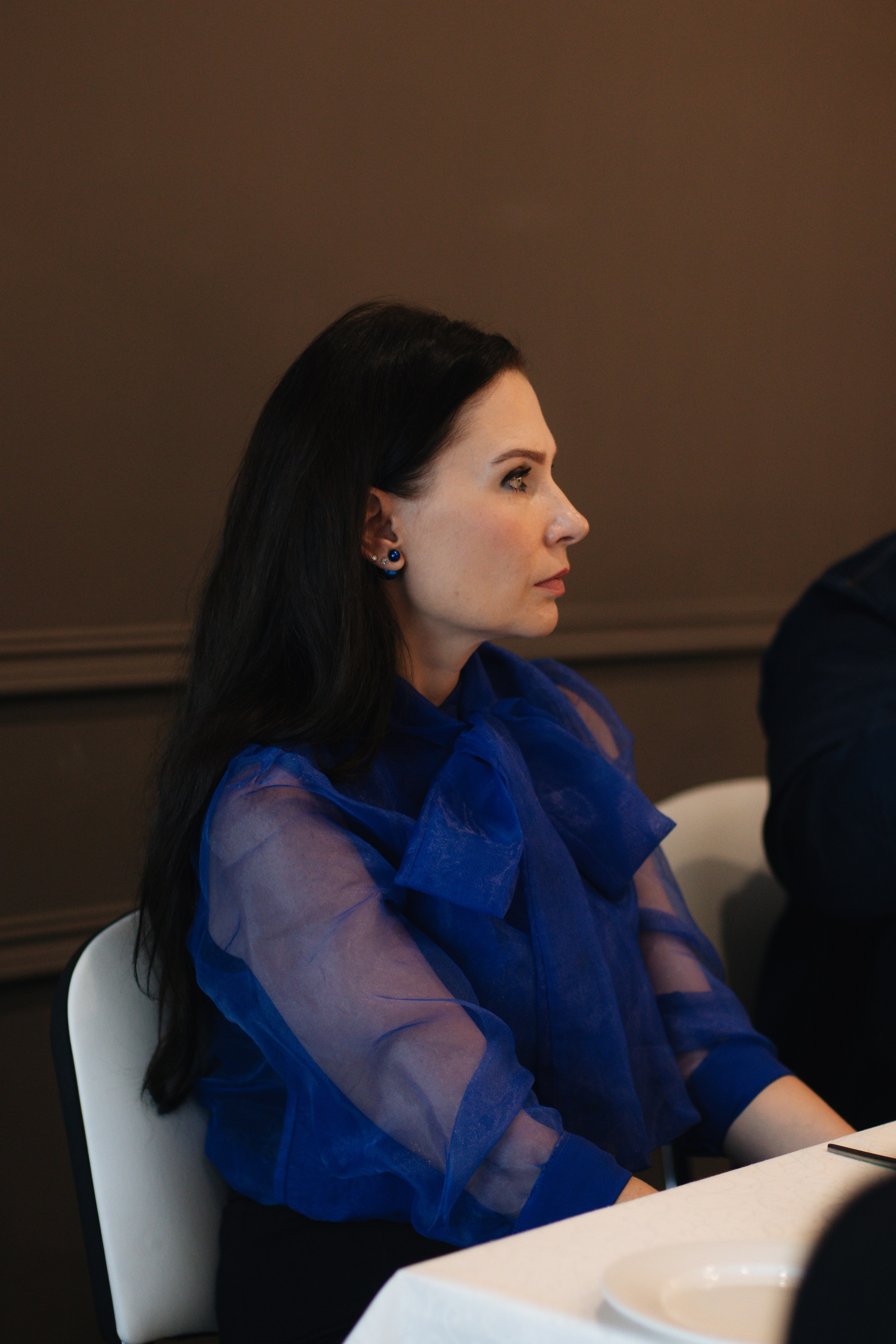 Бизнес завтрак, бизнес встреча. Индивидуальный фотограф Новосибирск Настя