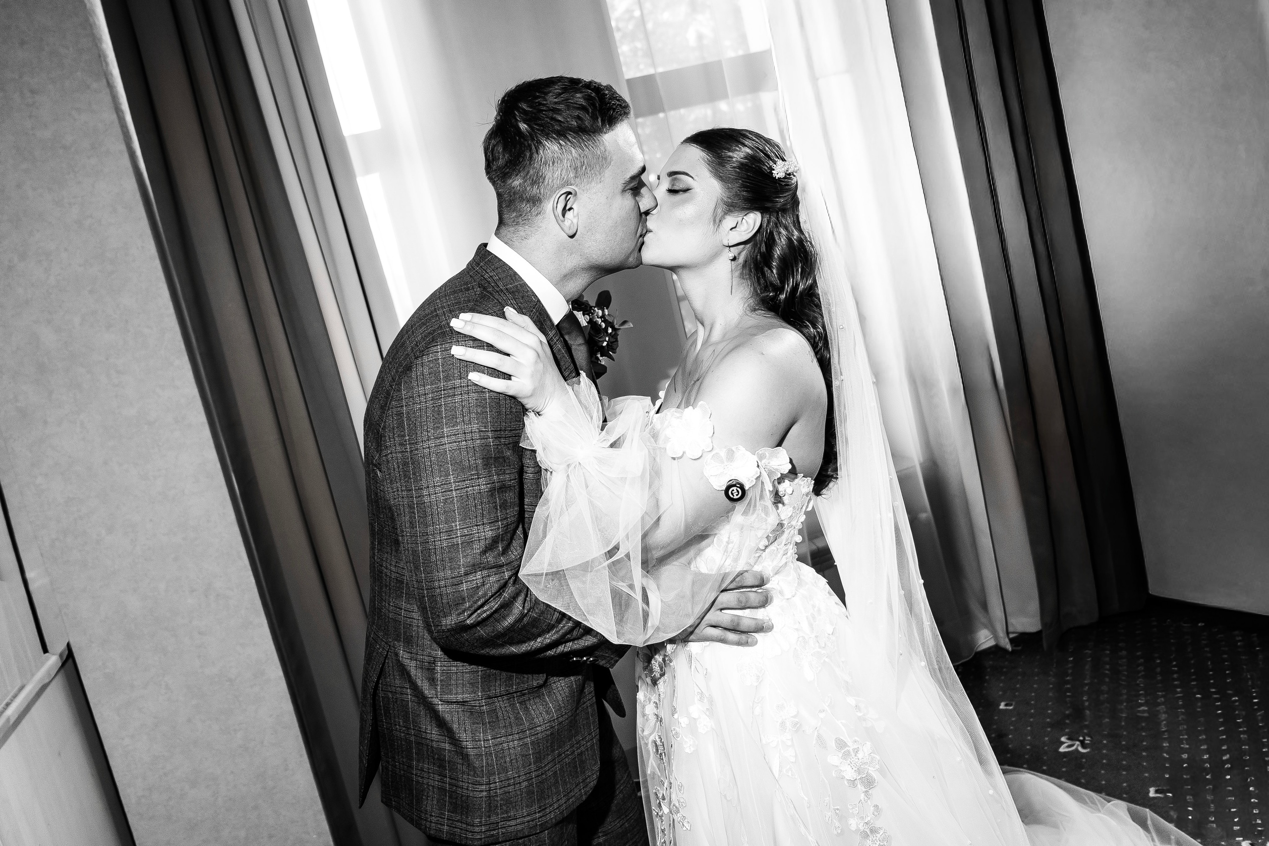 Свадьбы, дни рождения и банкеты. Фотограф и видеограф в Новотитаровской и Краснодаре — Олег Ананко