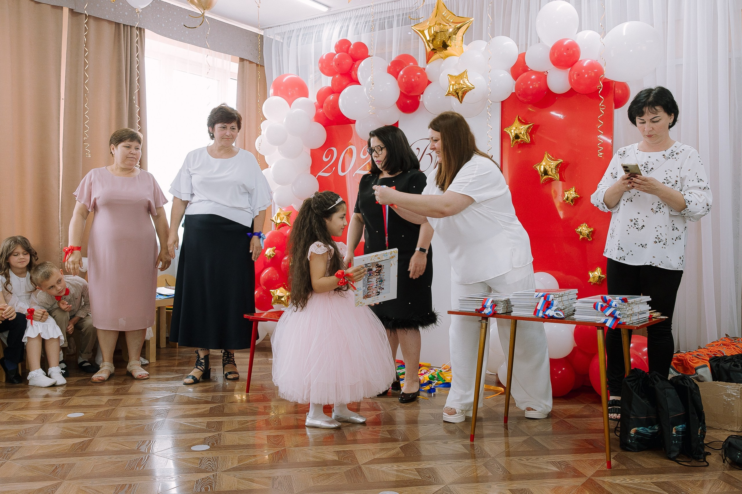 Выпускной в ДС 26. Выпускные альбомы Натальи Бутко: Новороссийск, Анапа, Геленджик