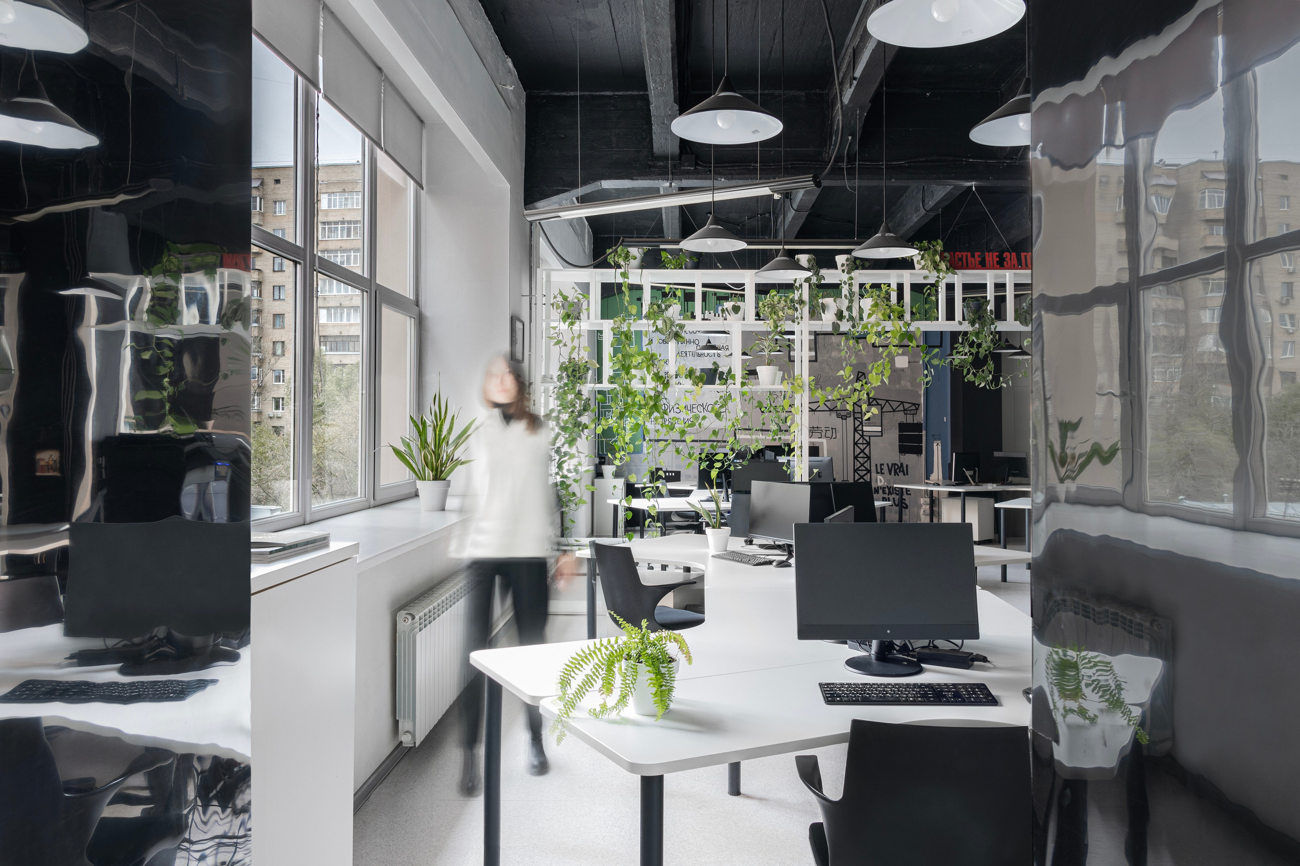 Офис компании Точка дизайна. Интерьерный фотограф Варвара Чеснокова