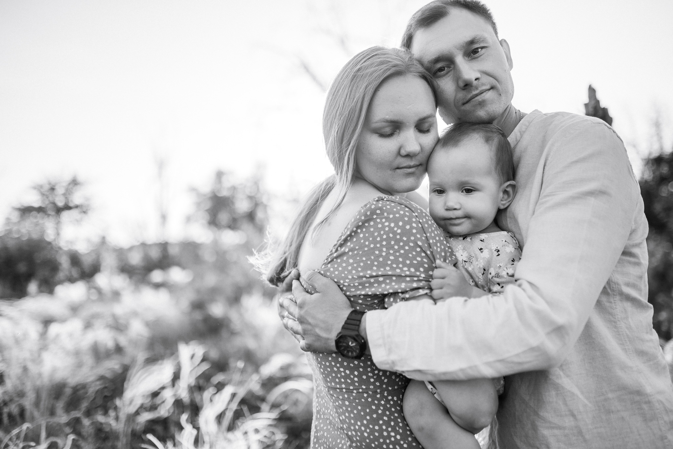 Трое в поле, не считая собаки. Семейный документальный фотограф в Волгограде Мариэта Додина