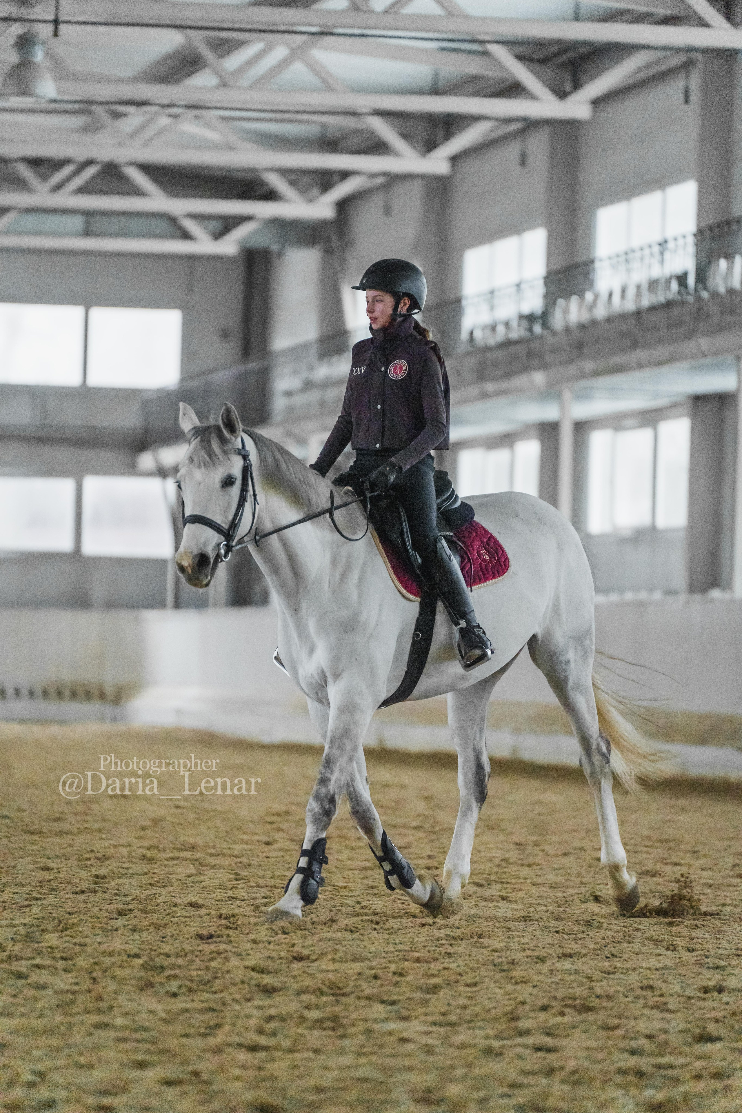 Настя и Луся. КК «Толстая лошадь». Фотограф в Москве Ленарская Дарья