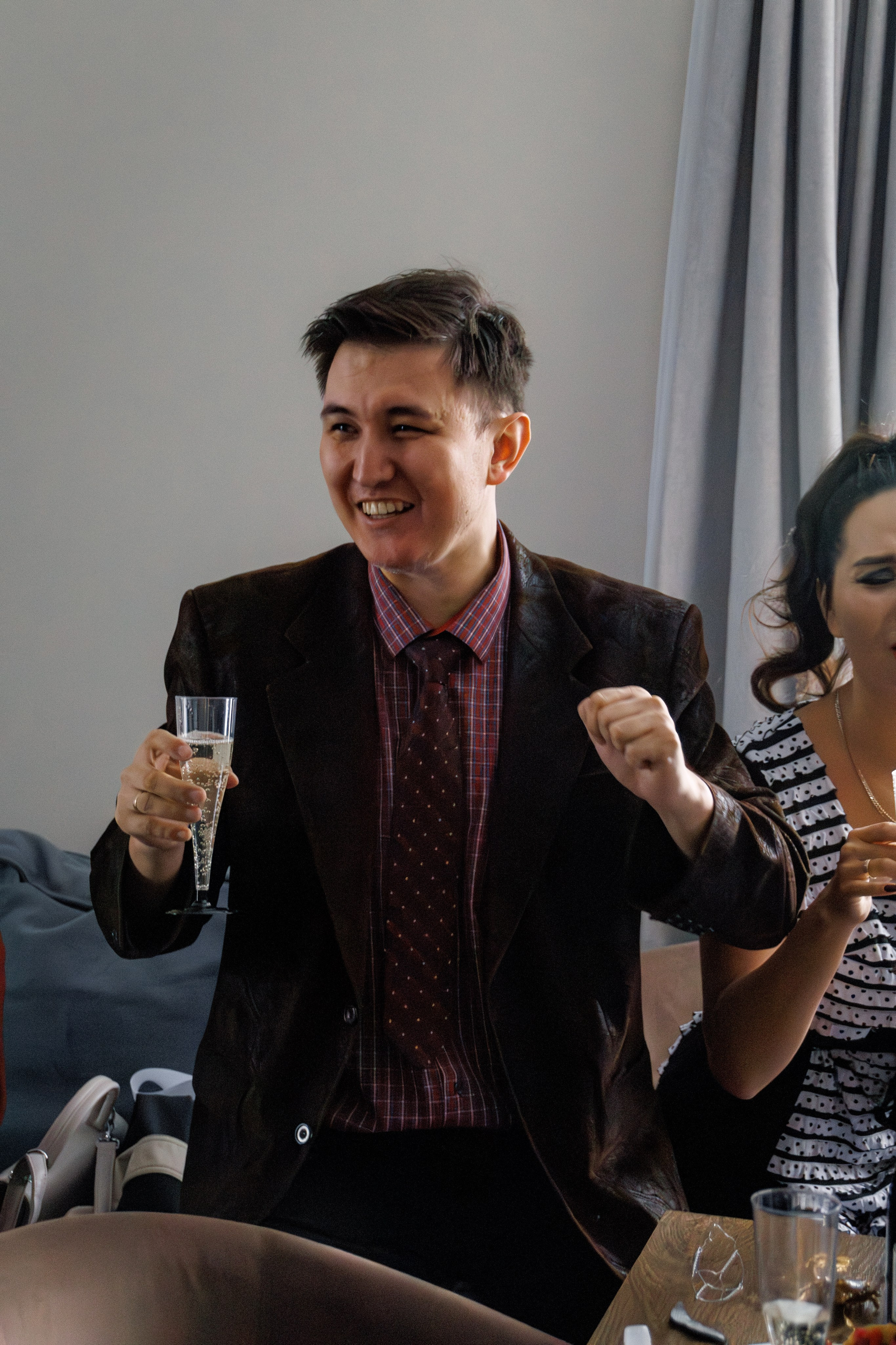 КОРОТКО И ЯСНО — ГОРЬКО!. Свадебный фотограф в Иркутске Бобылев Никита