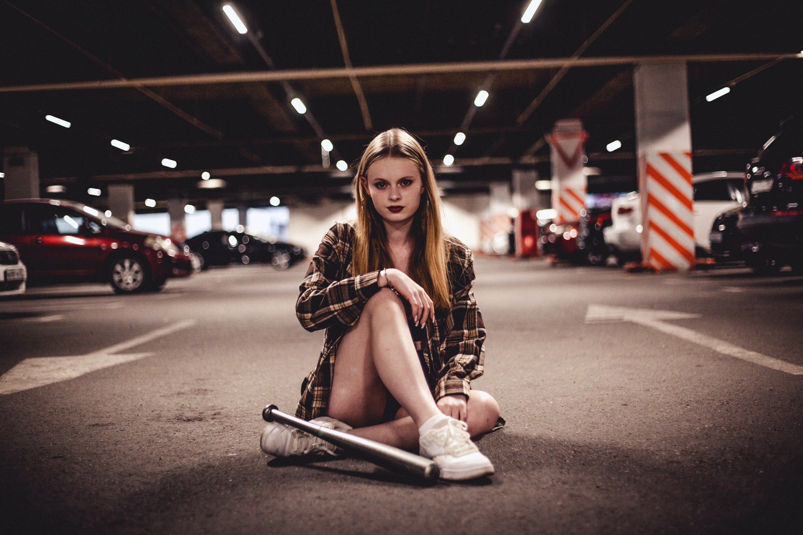 «Тайны парковки глазами тележки». Уличный фотограф Города N