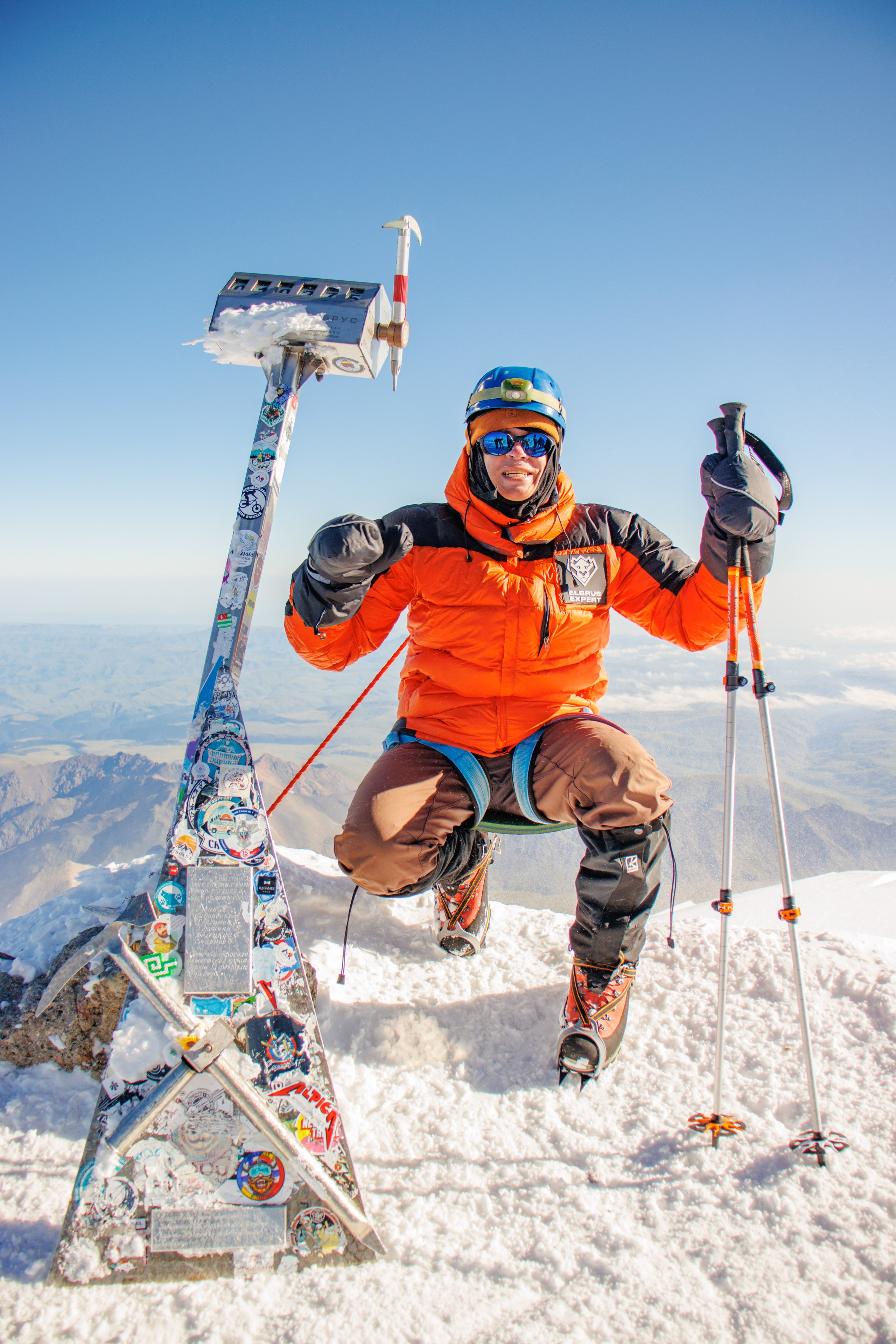 Эльбрус / восхождение. Фотограф на трекинг и восхождение Эльбрус, Приэльбрусье. Елизавета Бобок