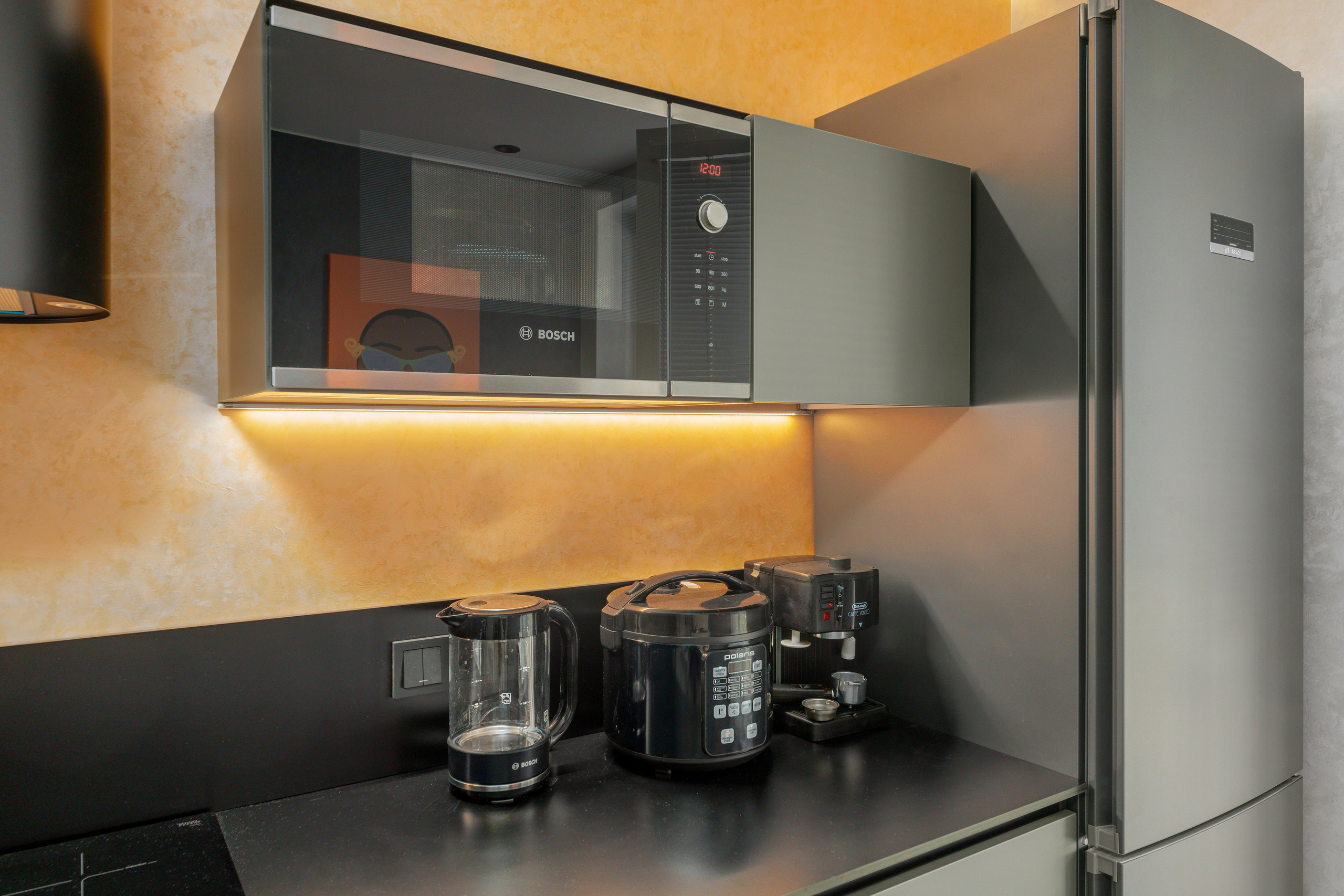 Однокомнатная квартира, Будапештская ул