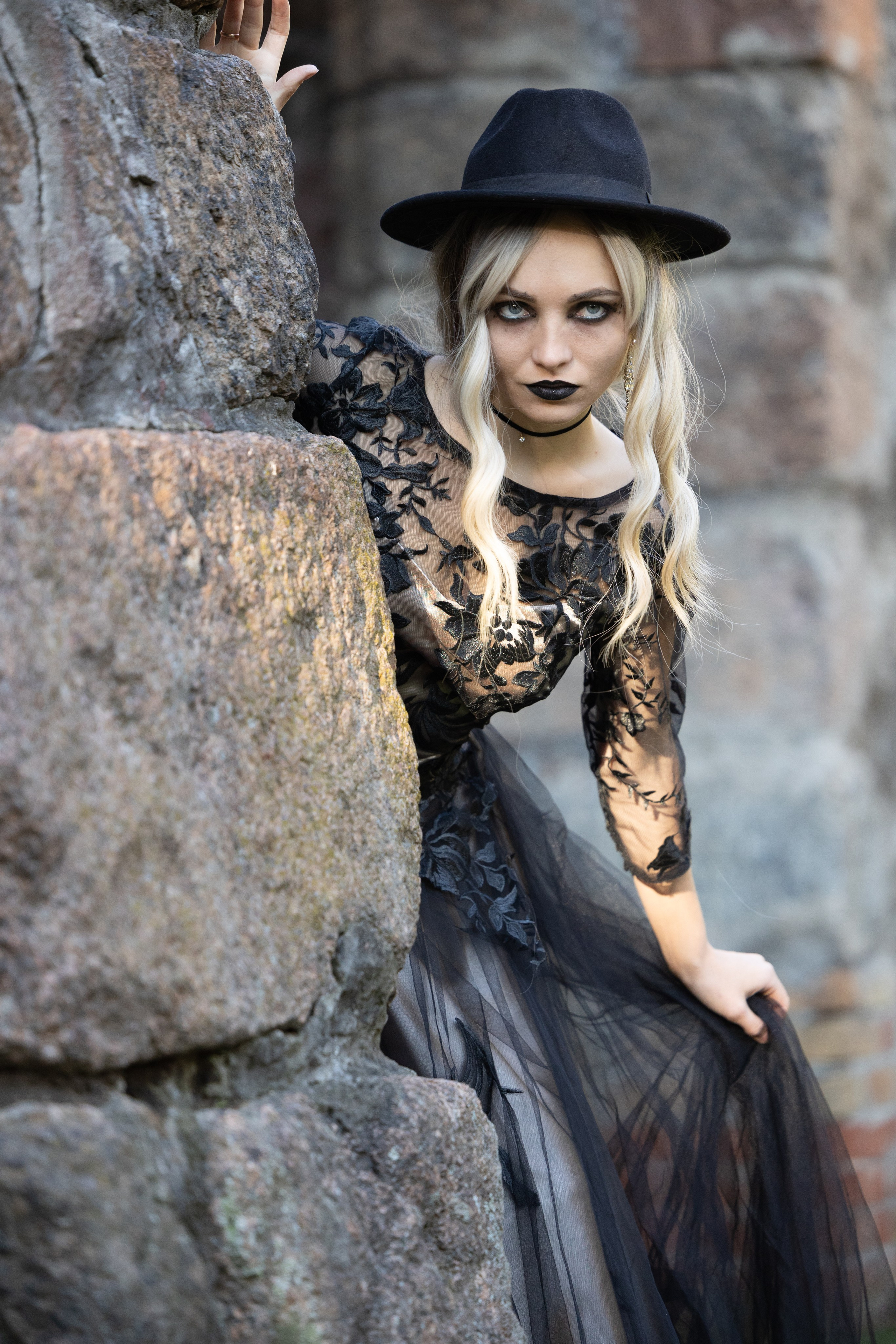 Проект Черная Луна, Хеллоуин. Главная