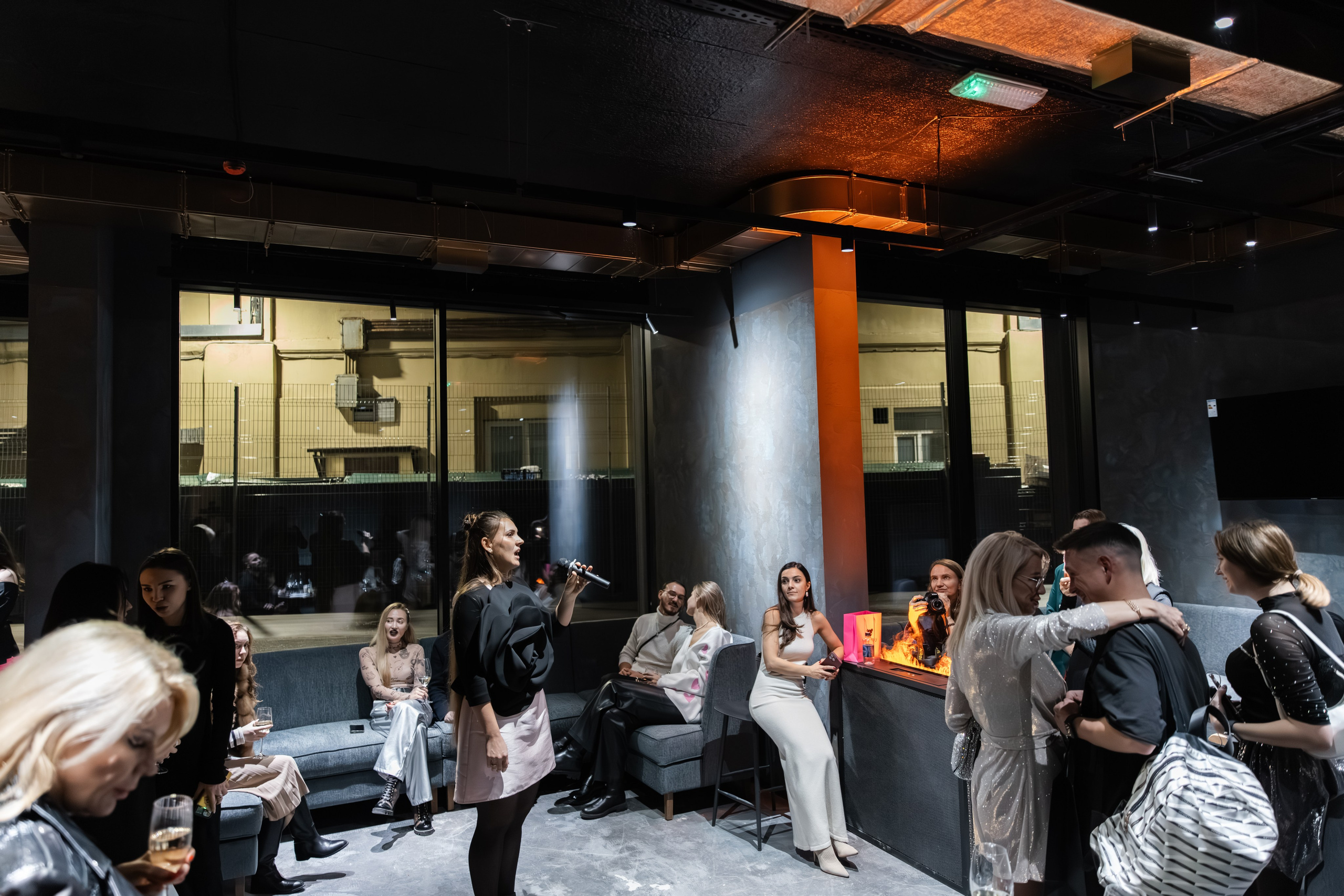 Светская хроника. Аксана Лисовская фотограф в Москве. Фотографии с характером