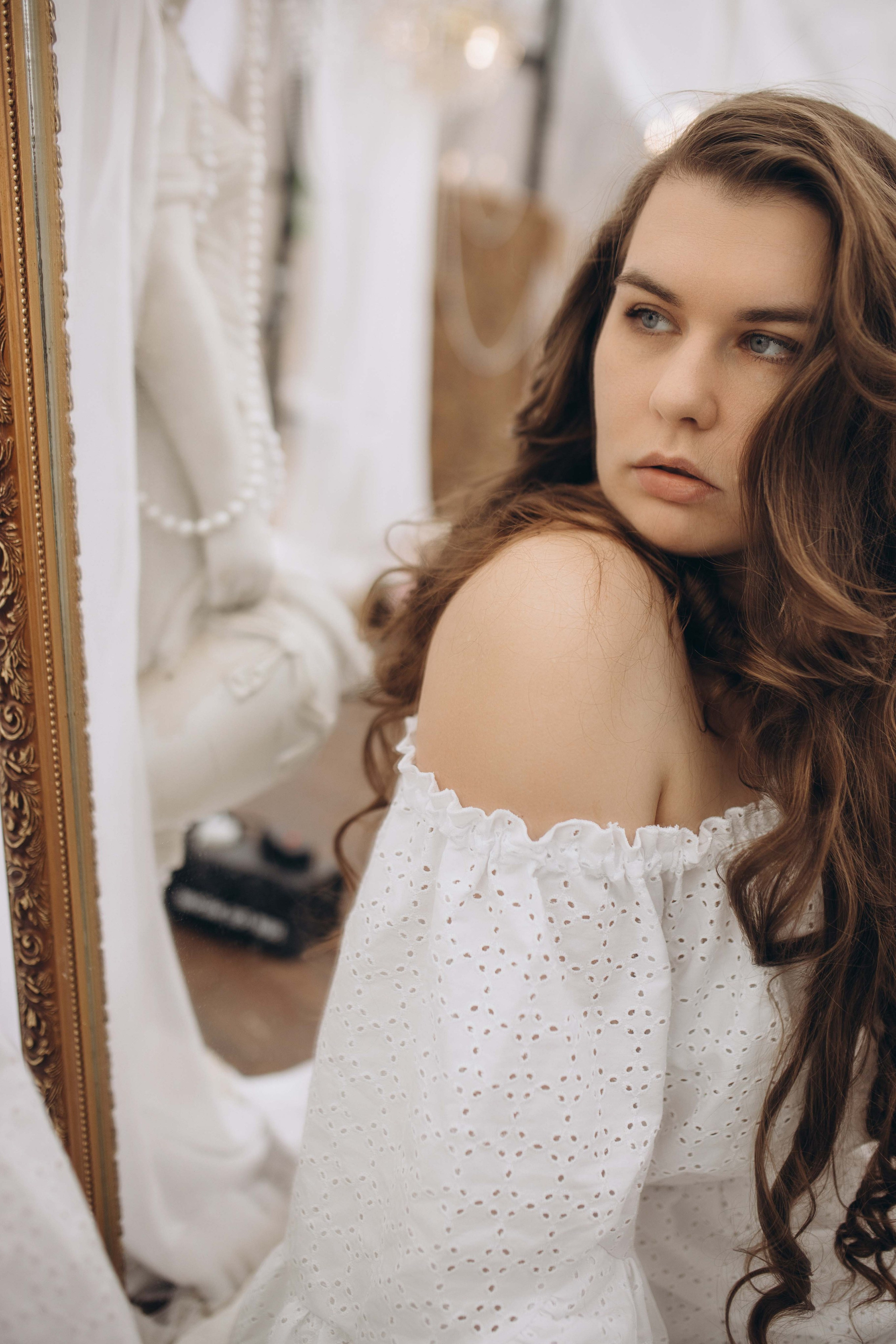 В студии. Фотограф Владивосток | Фотокниги на заказ с доставкой по всей России