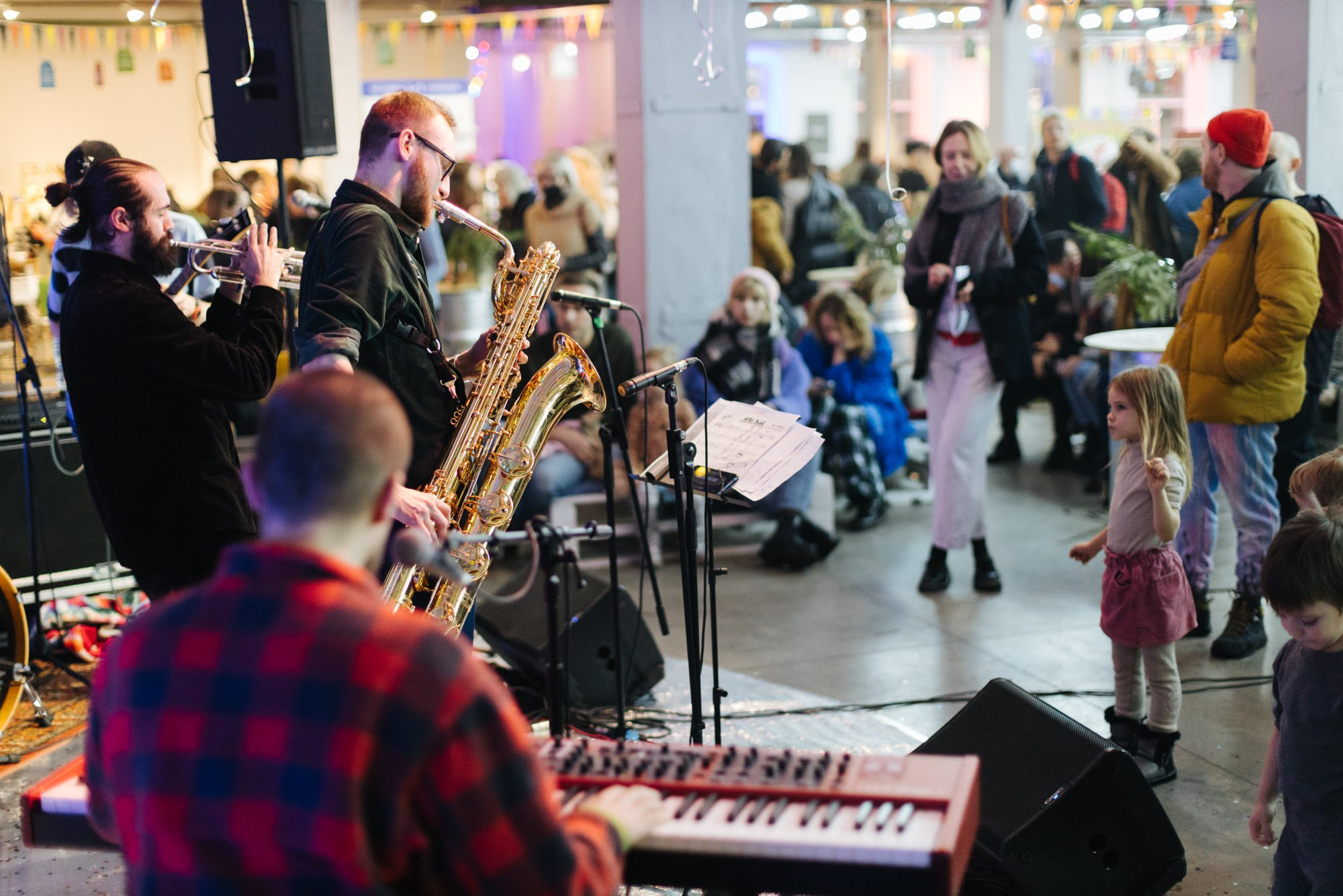 25–26 декабря 2021 на Трёхгорной мануфактуре. Фотоотчеты «Ламбада-маркета»