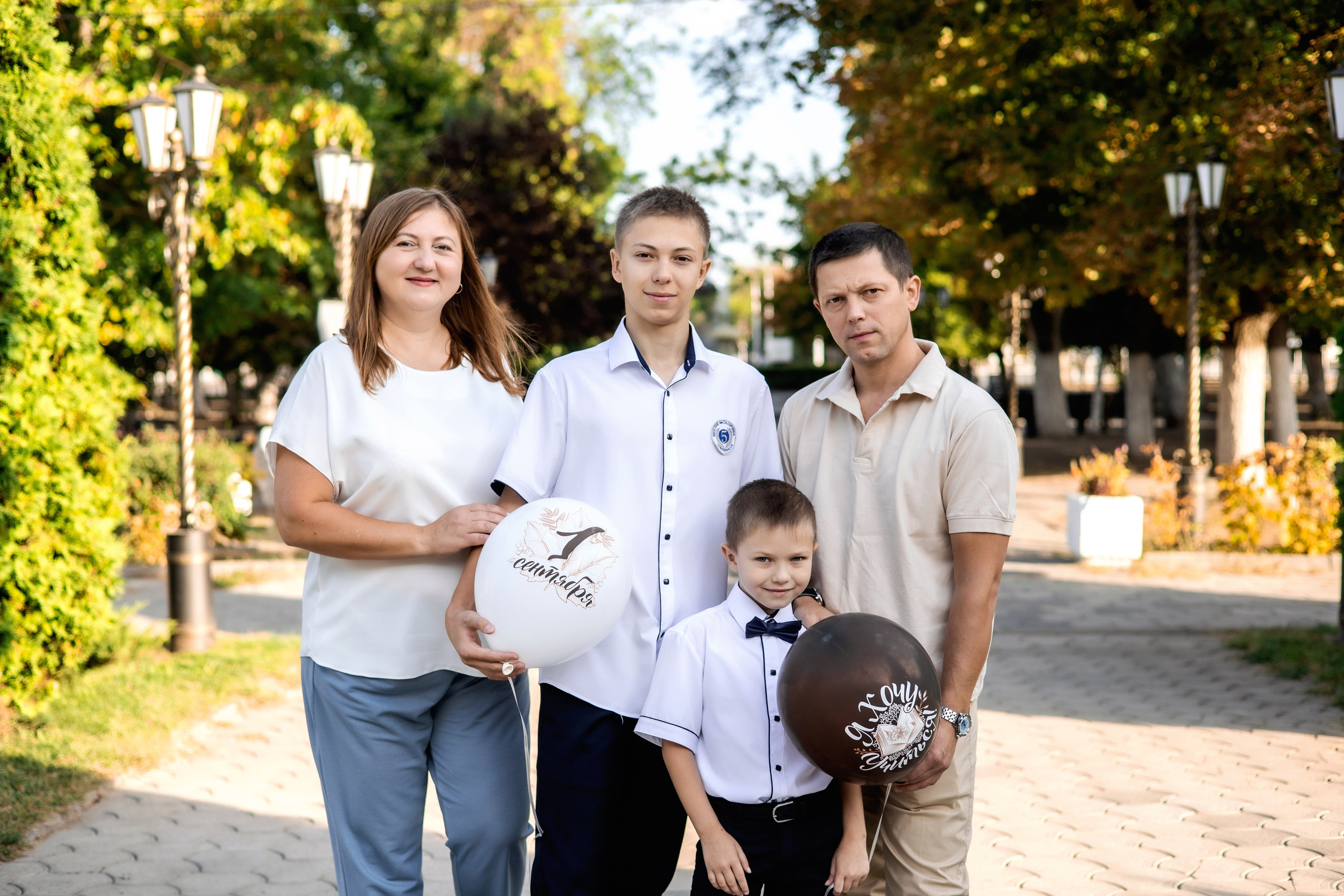 Первый раз в первый класс. Фотограф Надежда Лукьянова