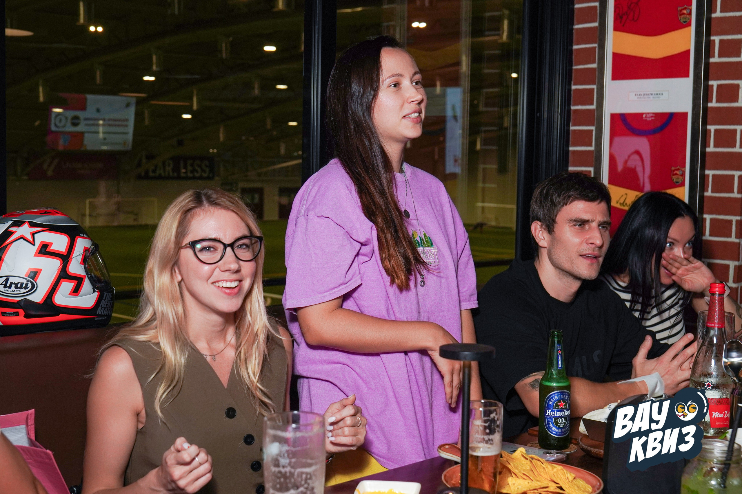 WOW QUIZ DUBAI. Фото | Видео Контент Мишель Ватаманюк